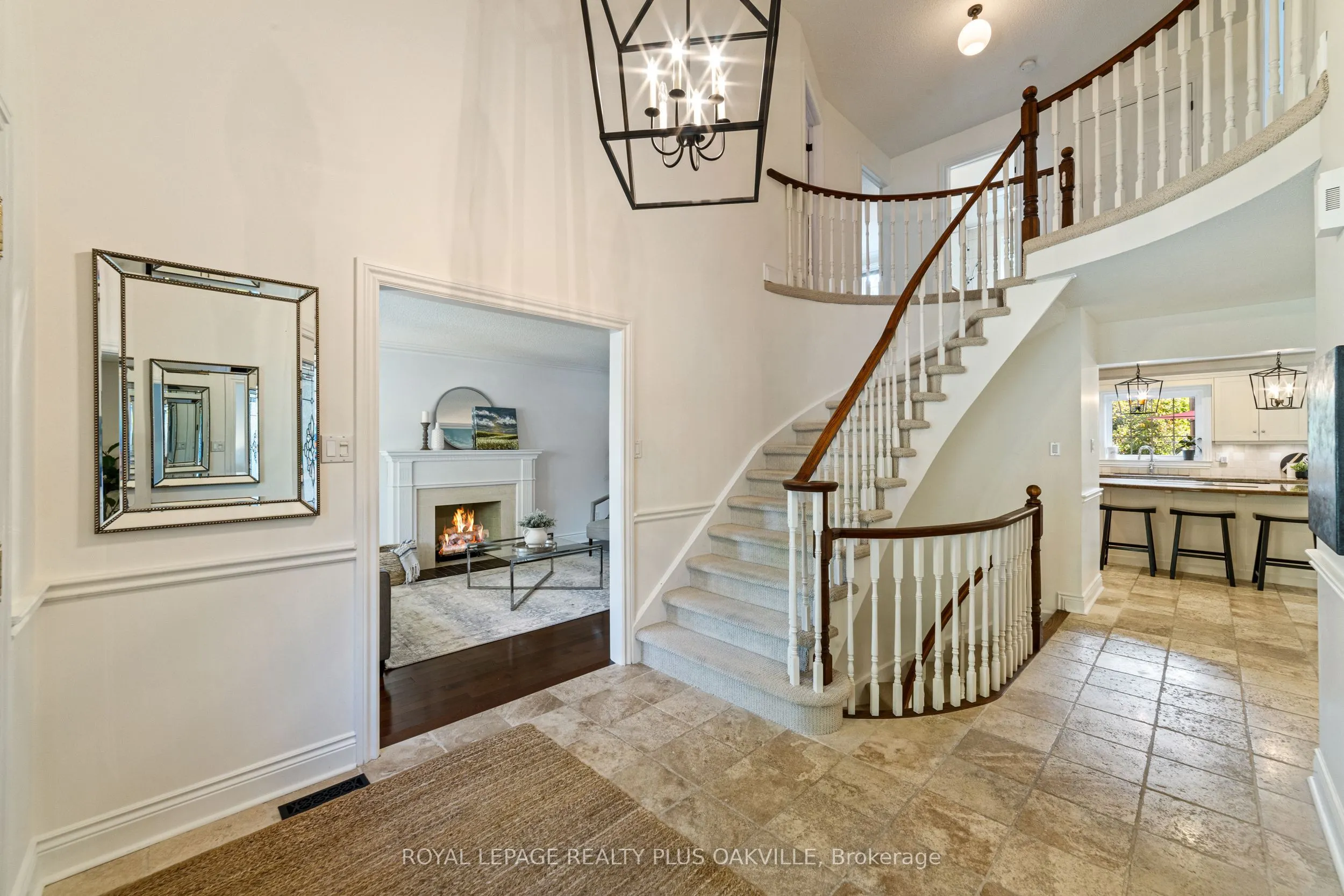 1368 Monks Passage