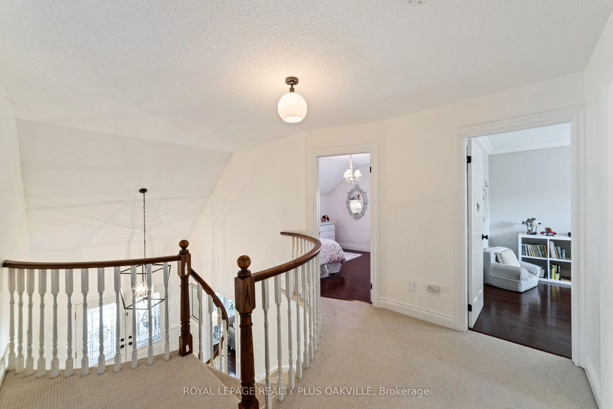 1368 Monks Passage