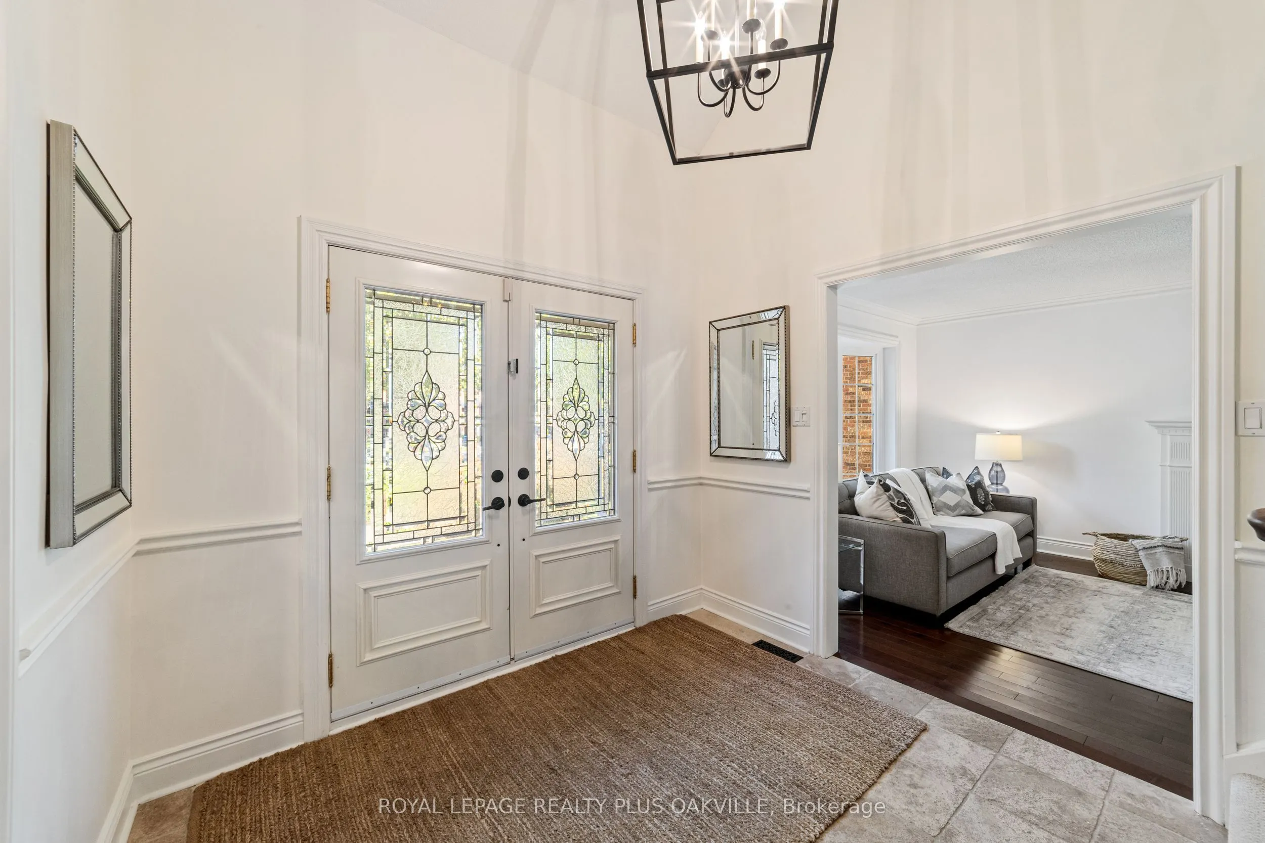 1368 Monks Passage