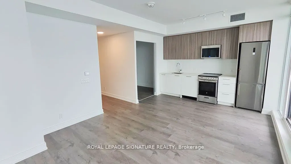 225 Veterans Drive, #1010