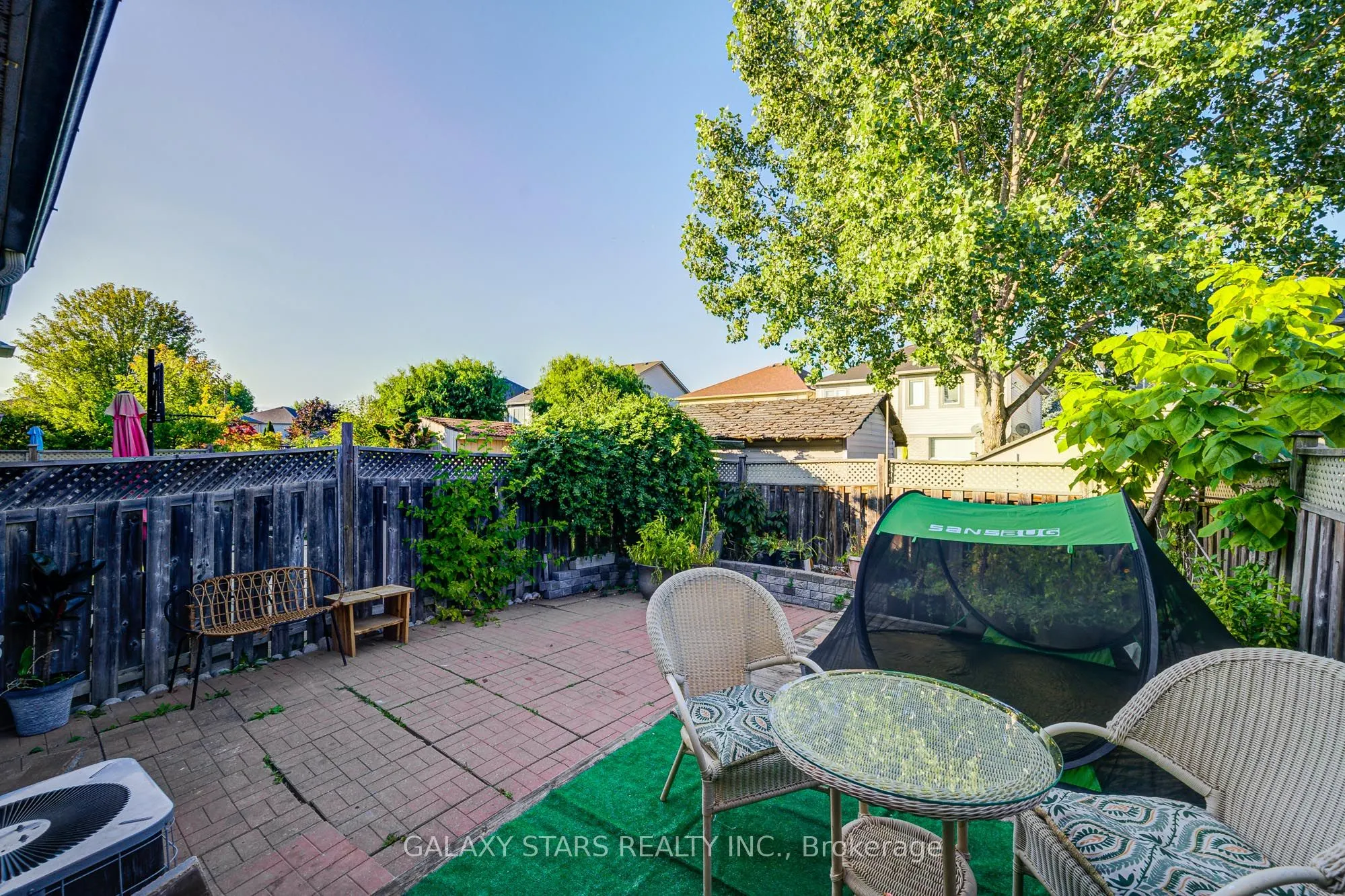 1049 Kennedy Circle