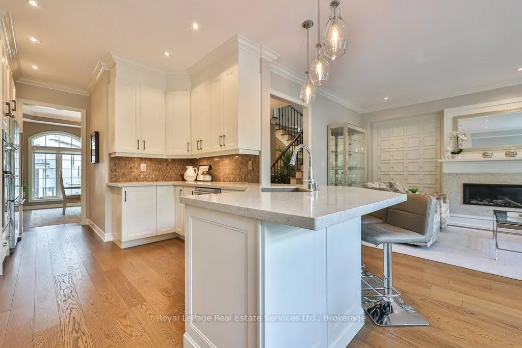 2400 Neyagawa Boulevard, #34