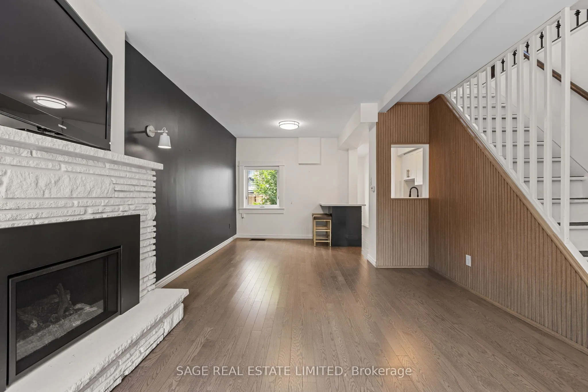 24 Morland Road