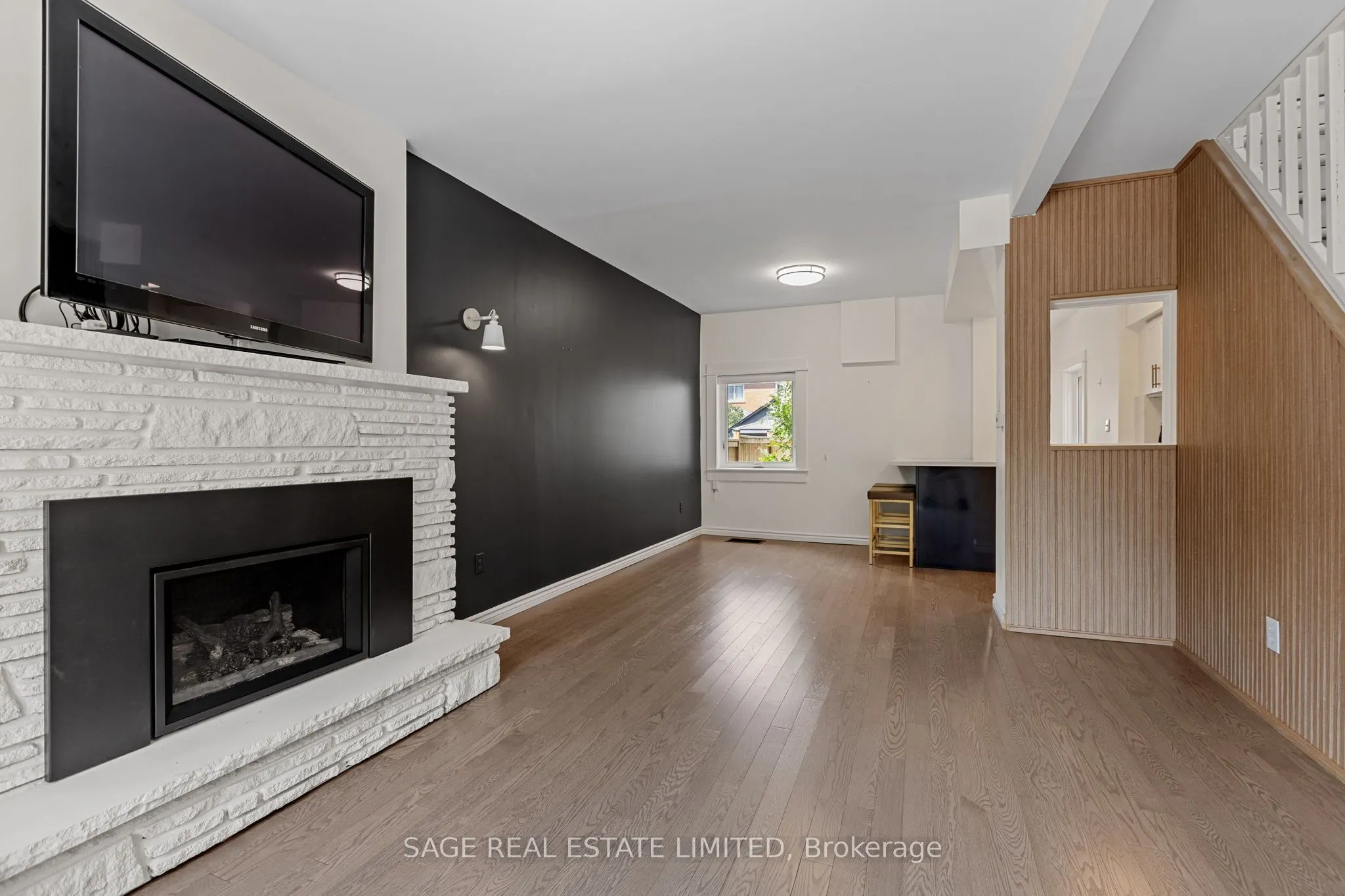 24 Morland Road