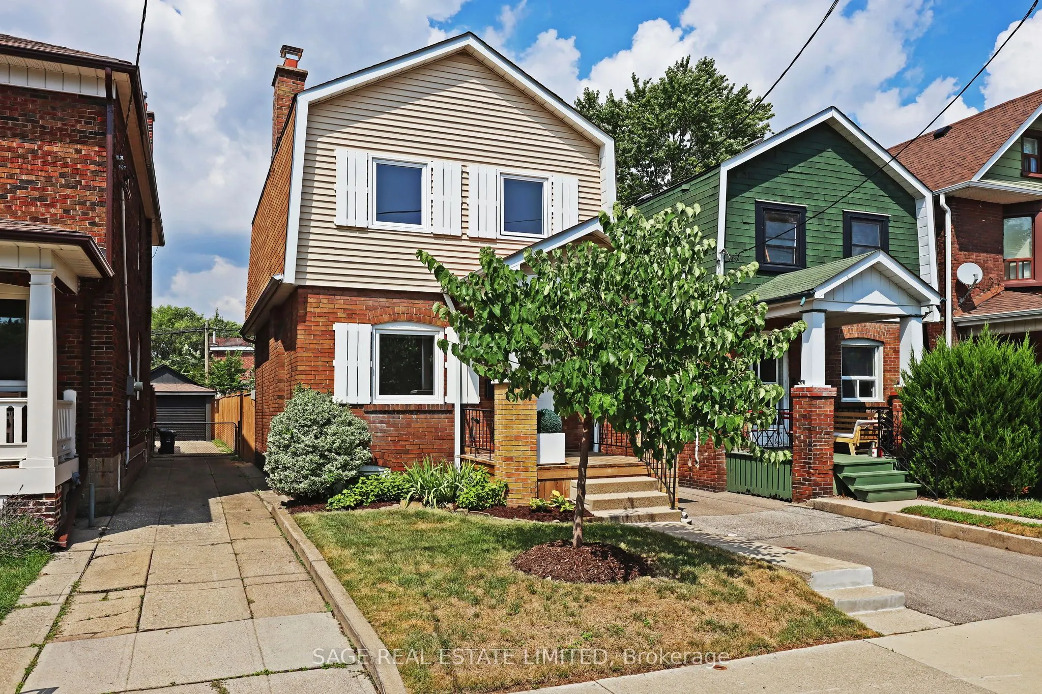 24 Morland Road