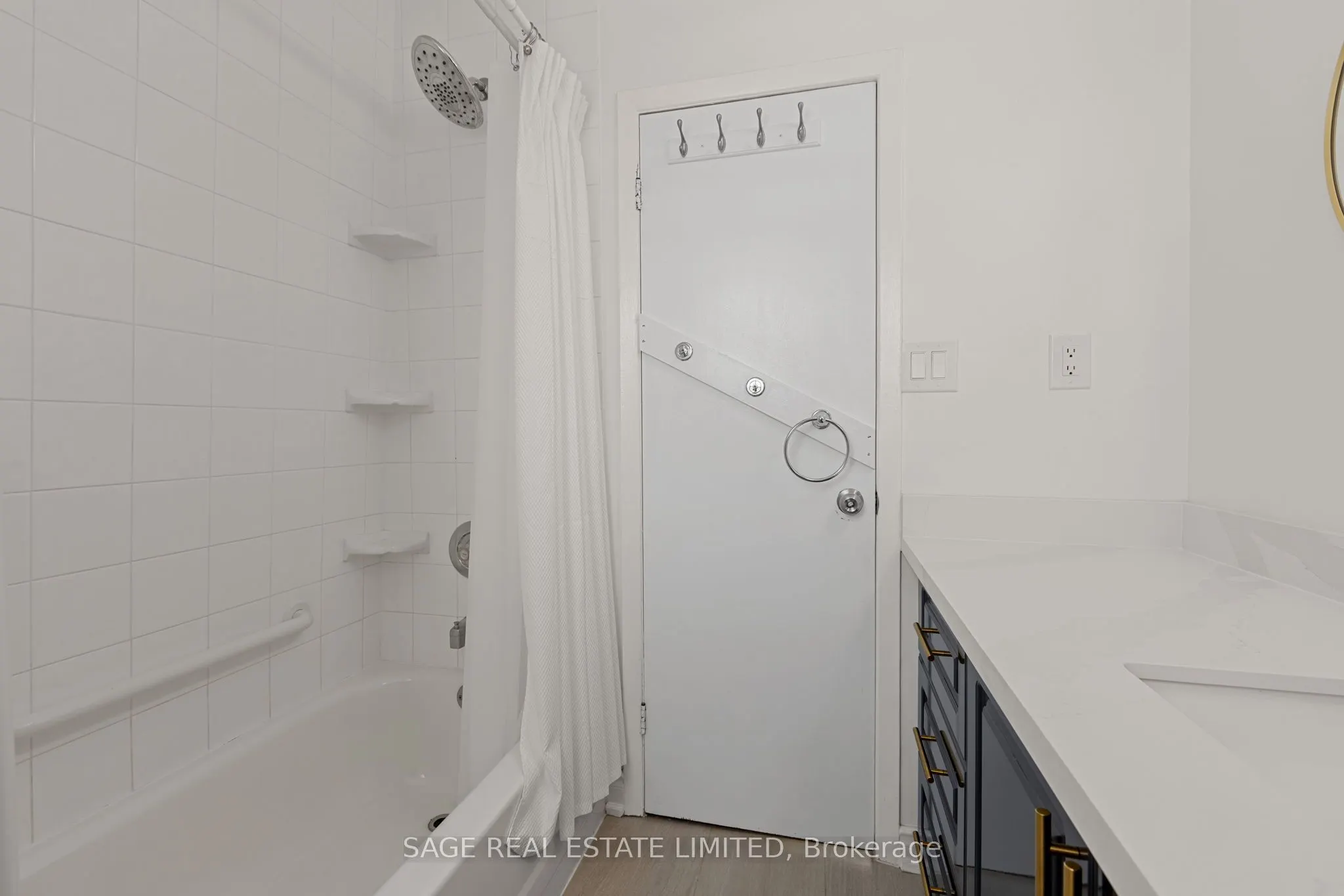 24 Morland Road