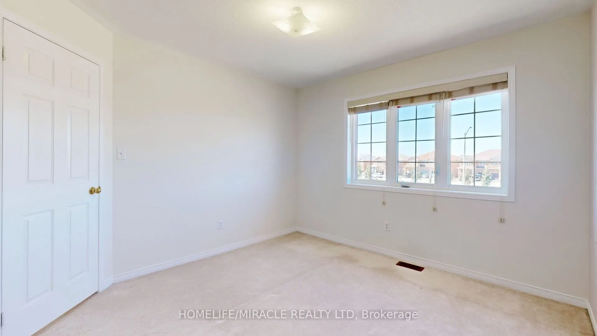 59 Commodore Drive