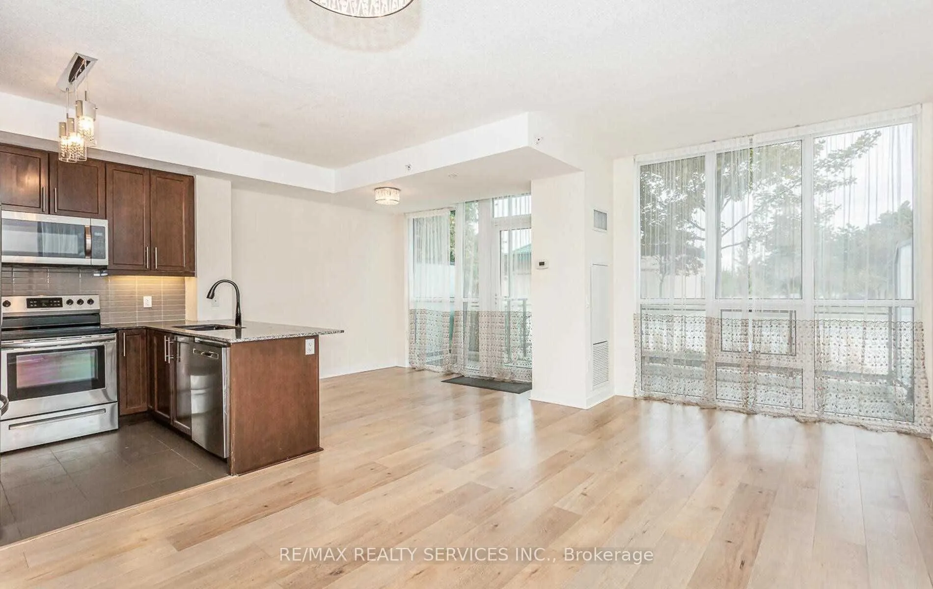 3975 Grand Park Drive, #104