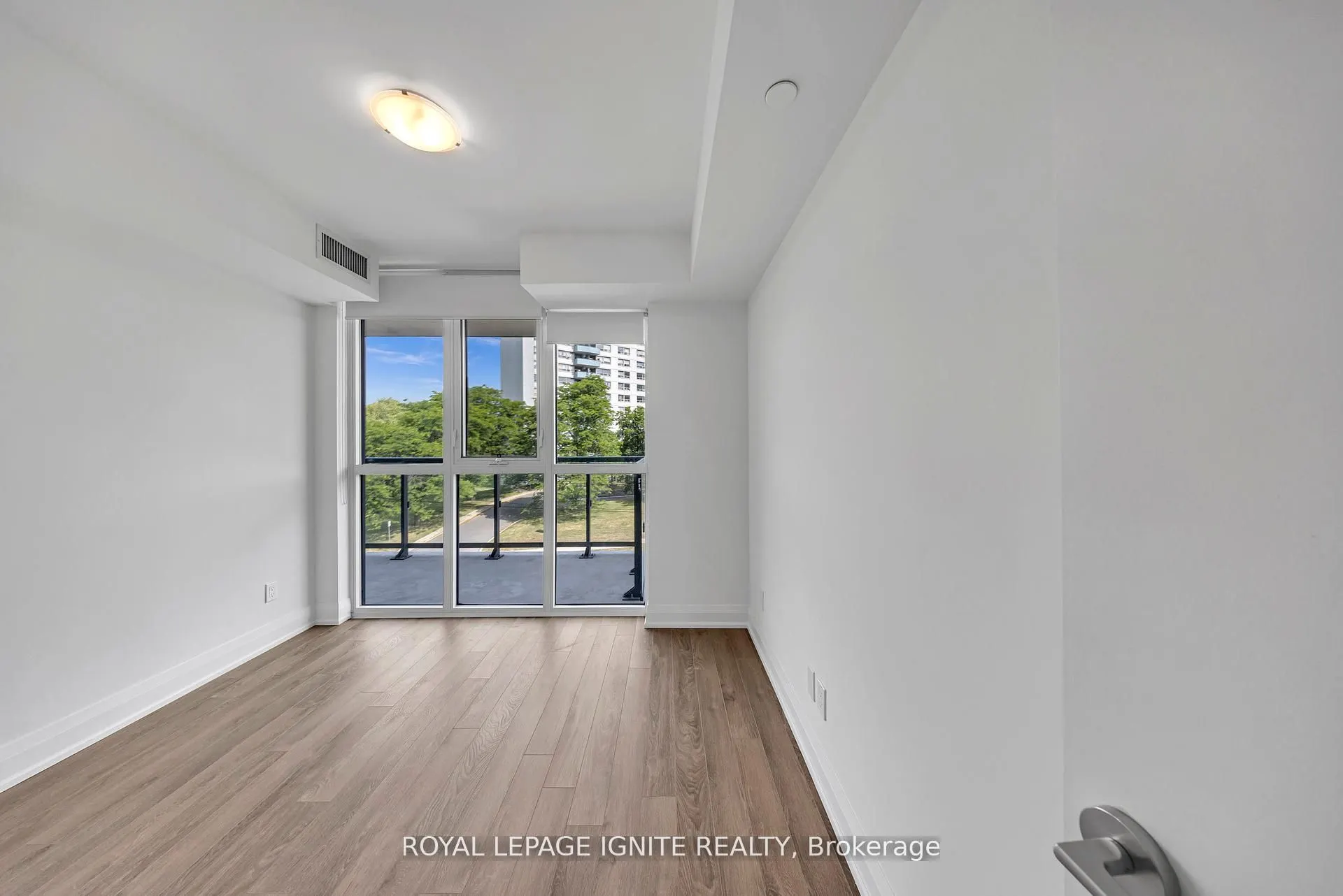 1461 Lawrence Avenue W, #304