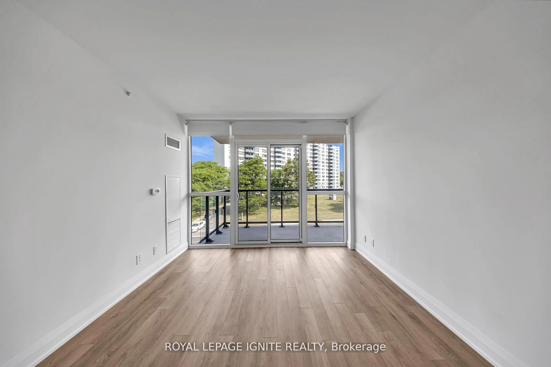 1461 Lawrence Avenue W, #304