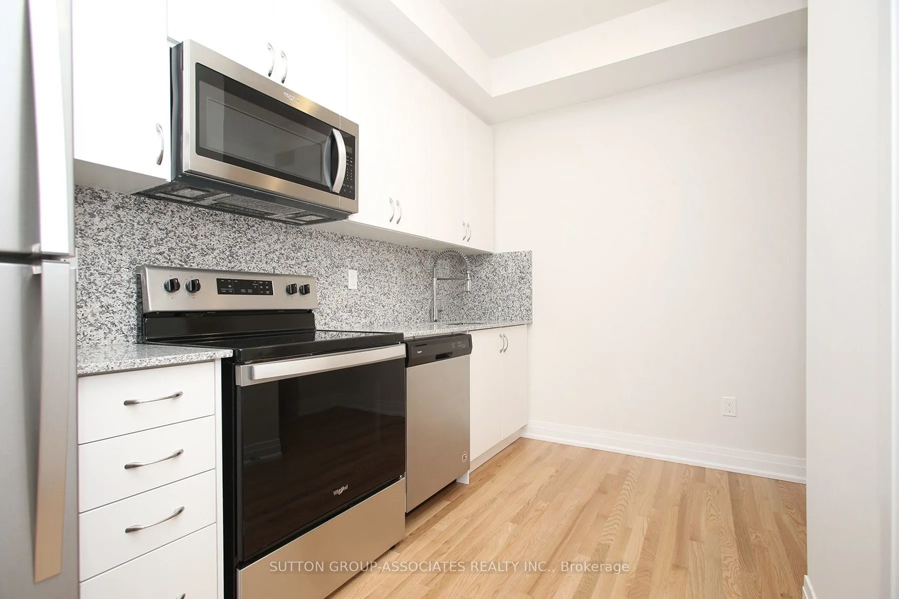721 Lawrence Avenue W, #82