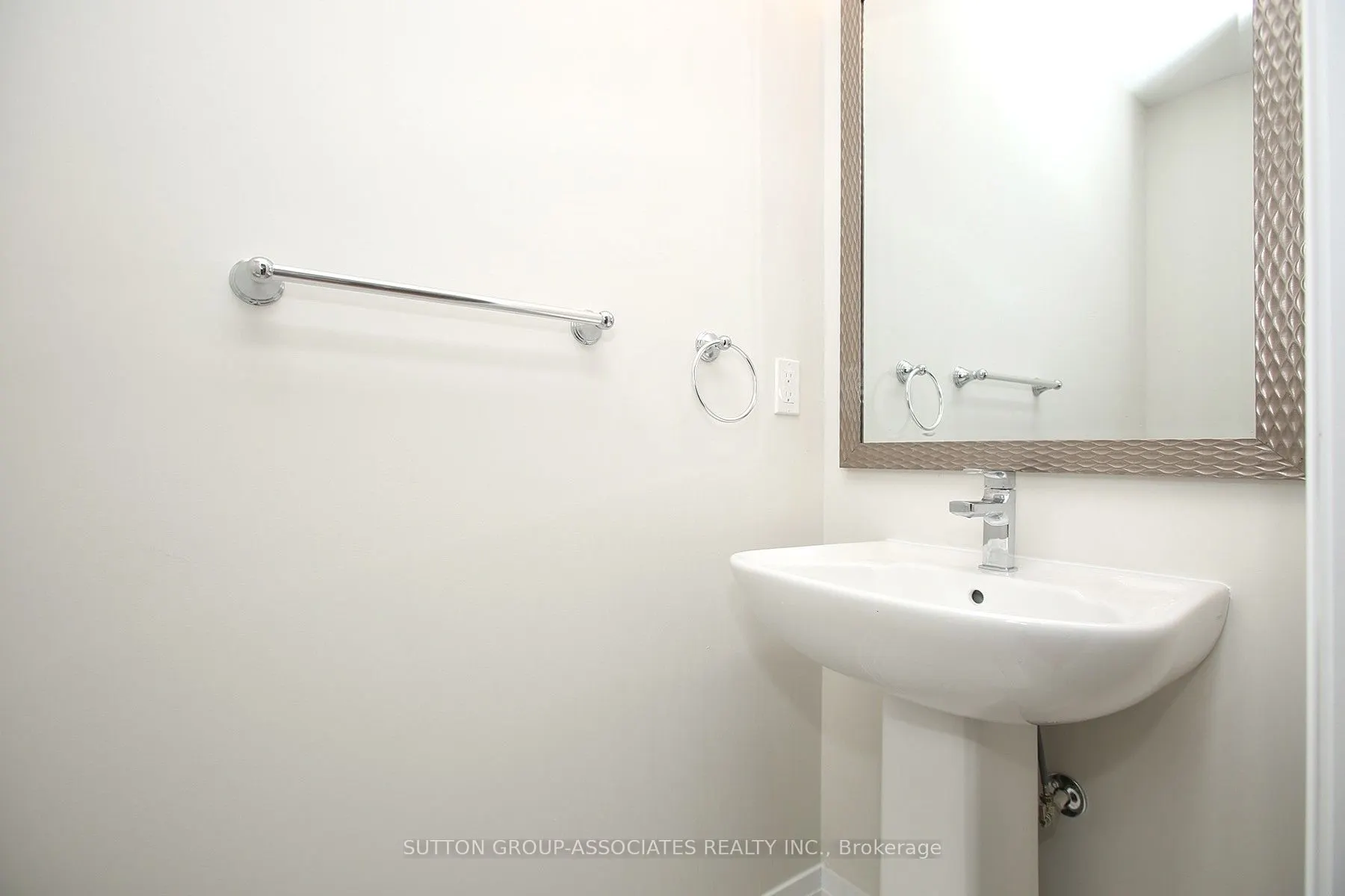 721 Lawrence Avenue W, #82