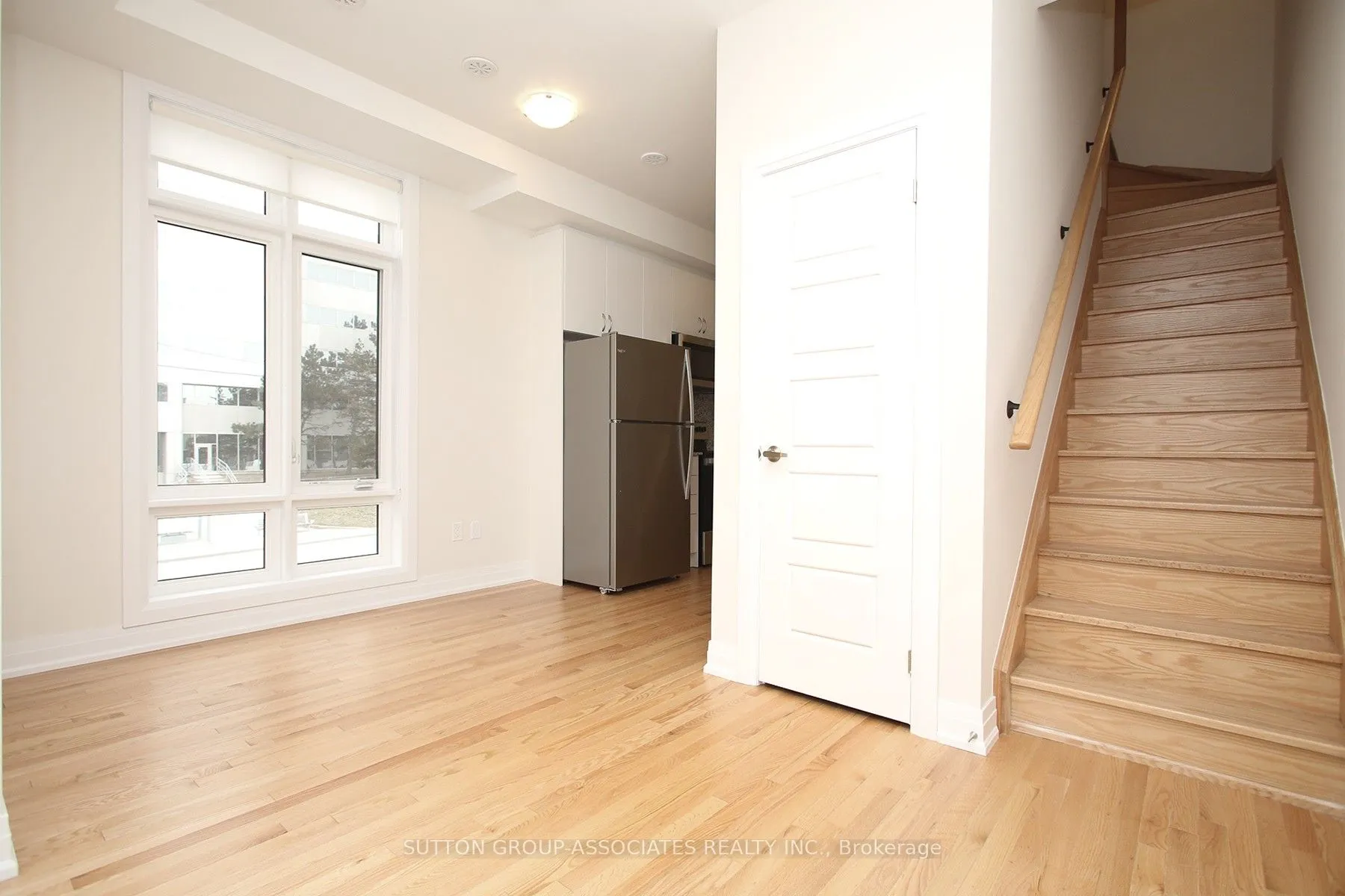 721 Lawrence Avenue W, #82