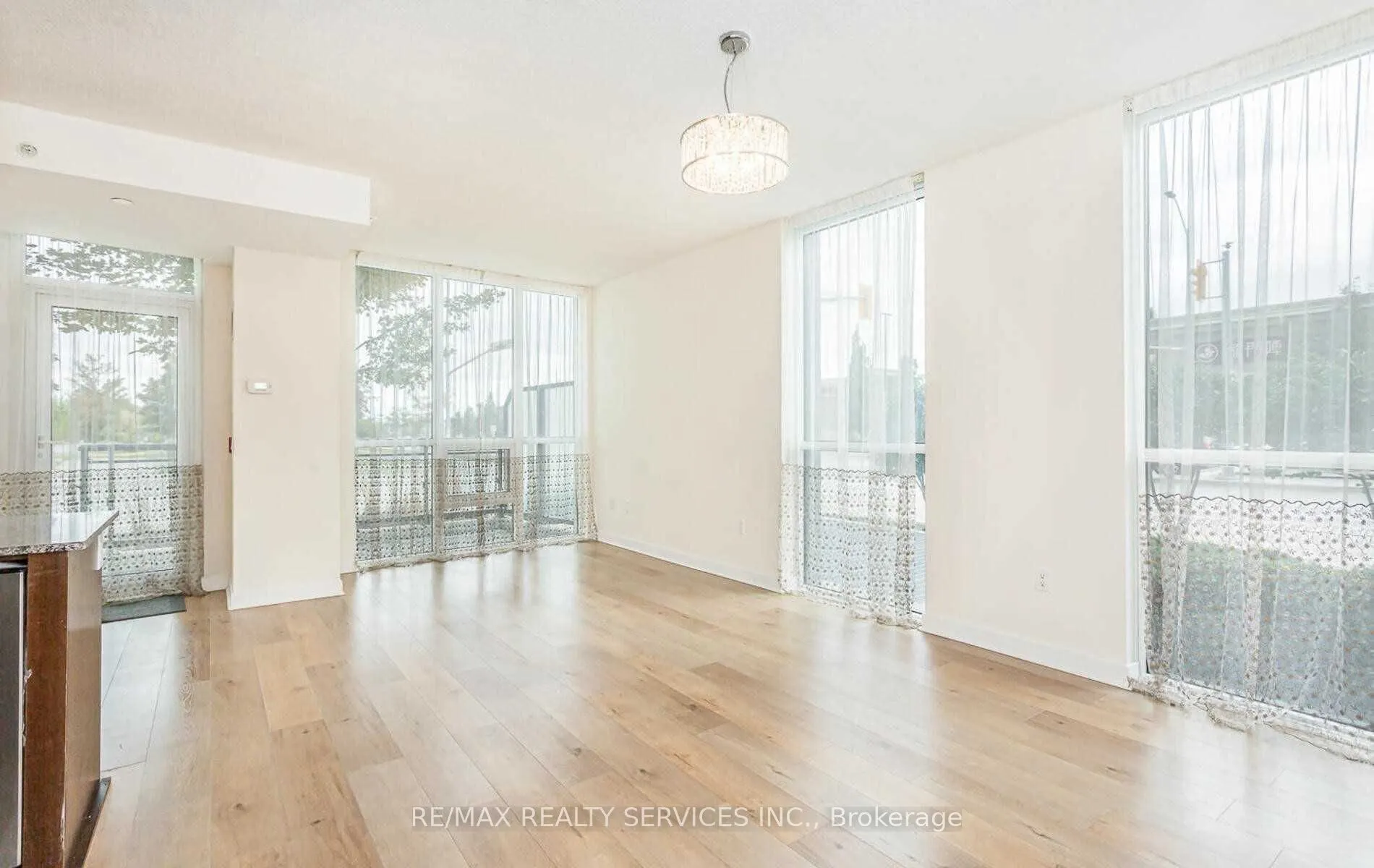 3975 Grand Park Drive, #104