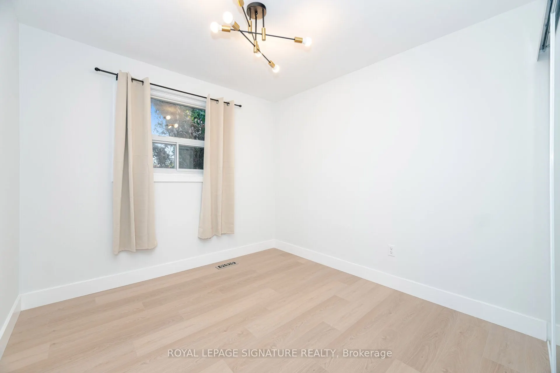 1055 Shawnmarr Road, #85