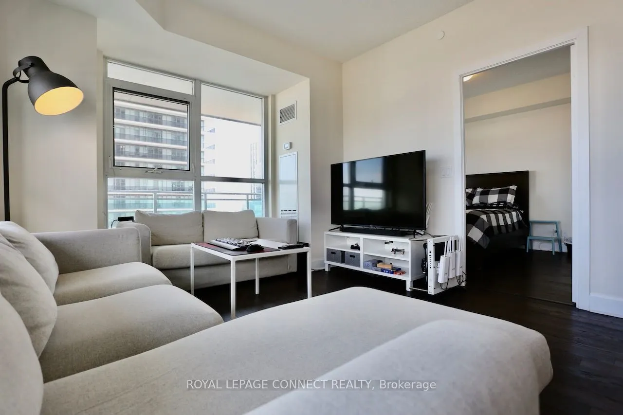 33 Shore Breeze Drive, #2504