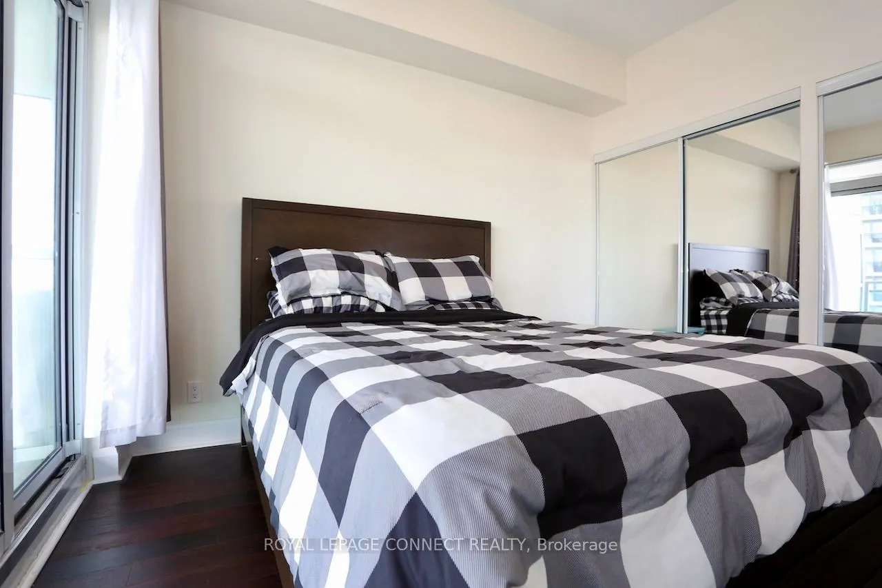 33 Shore Breeze Drive, #2504