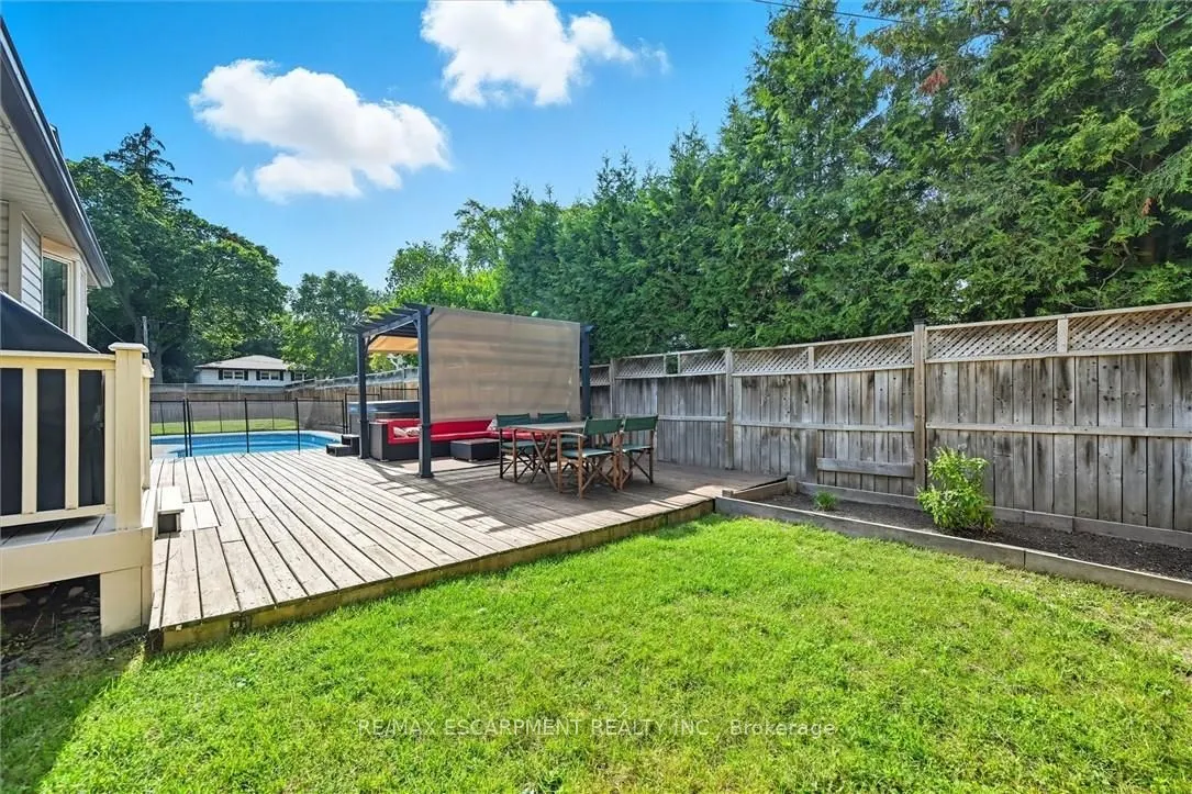 641 HOLT Drive