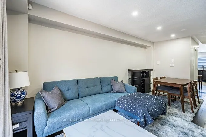 65 Spadina Road, #41