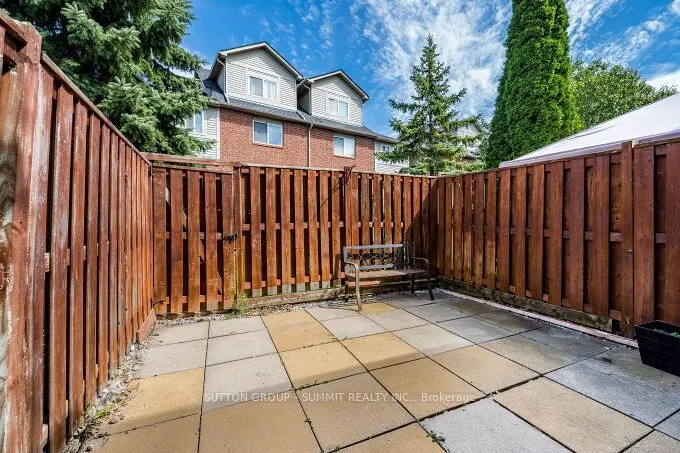 65 Spadina Road, #41