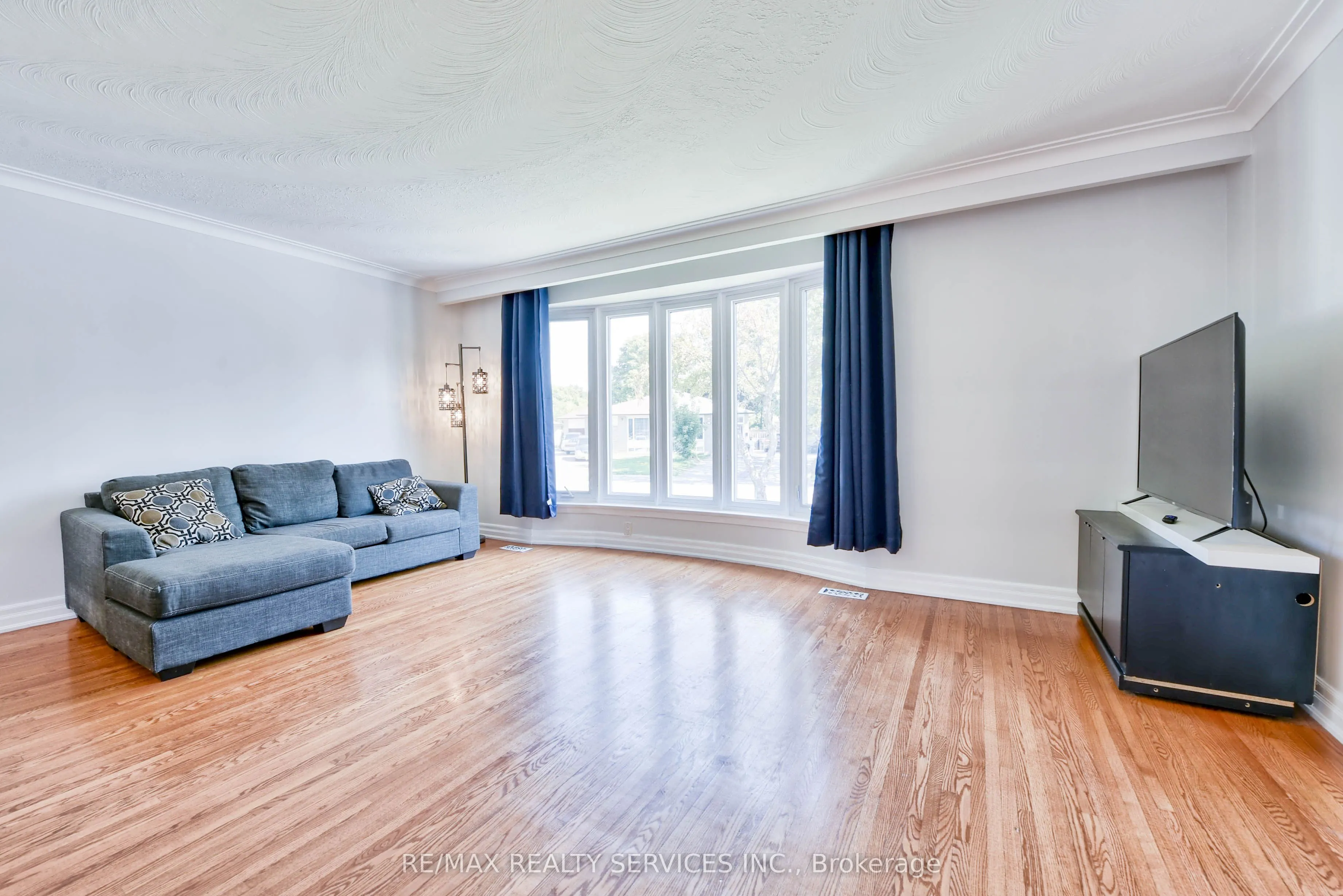 23 Windermere Court