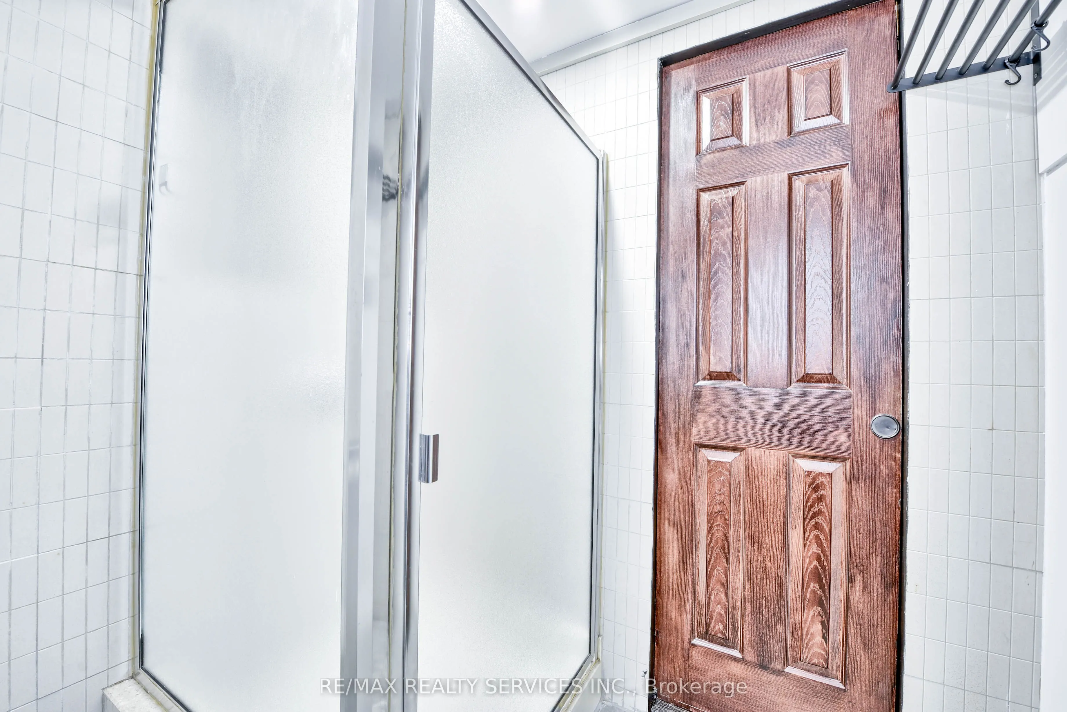23 Windermere Court