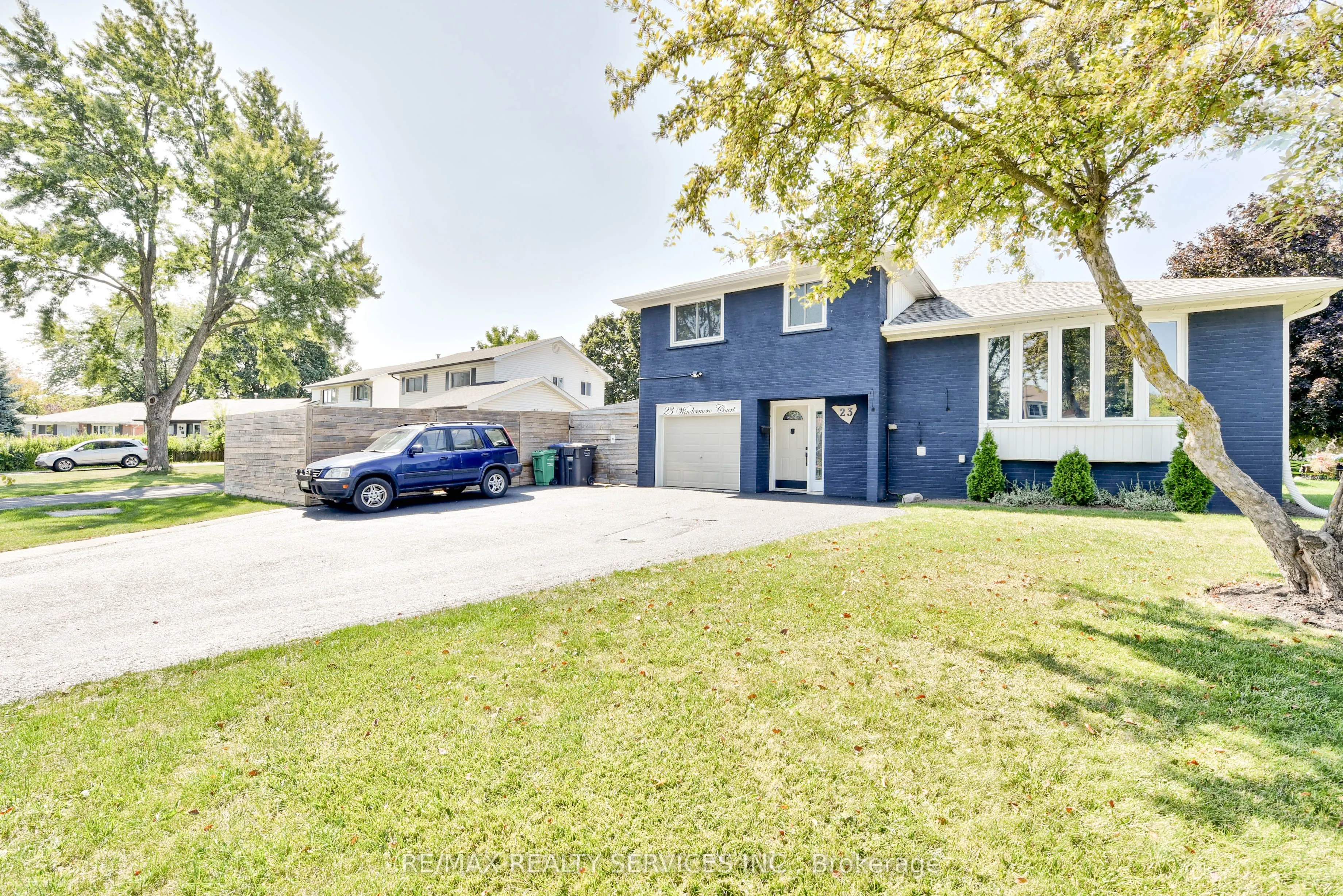 23 Windermere Court