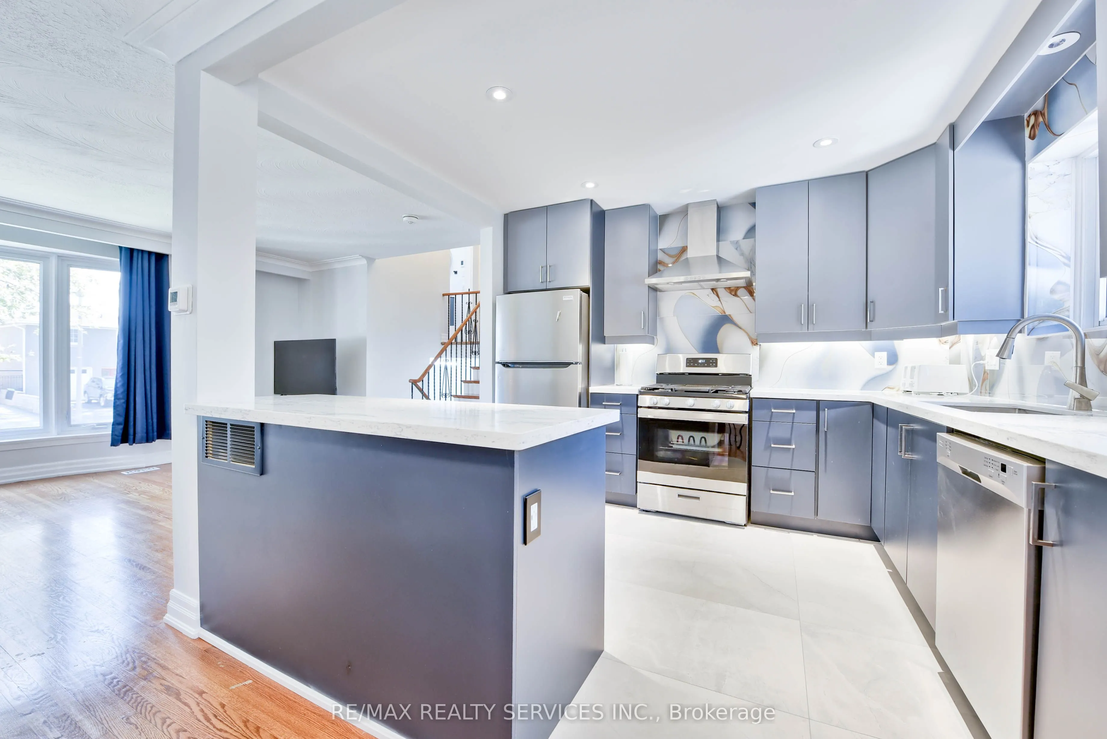 23 Windermere Court