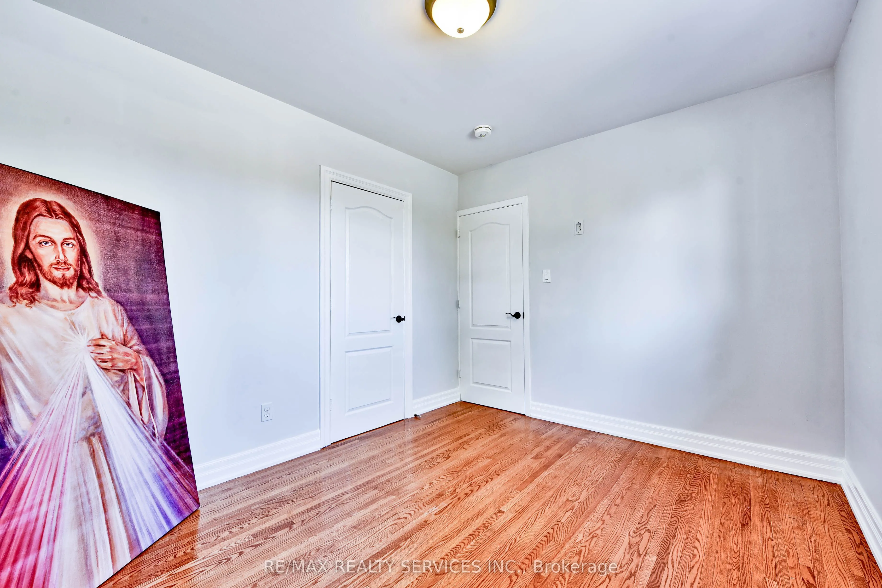 23 Windermere Court
