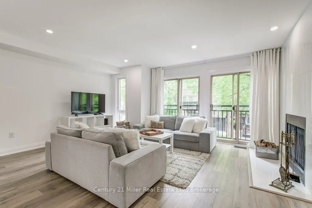 1120 Queens Avenue, #17