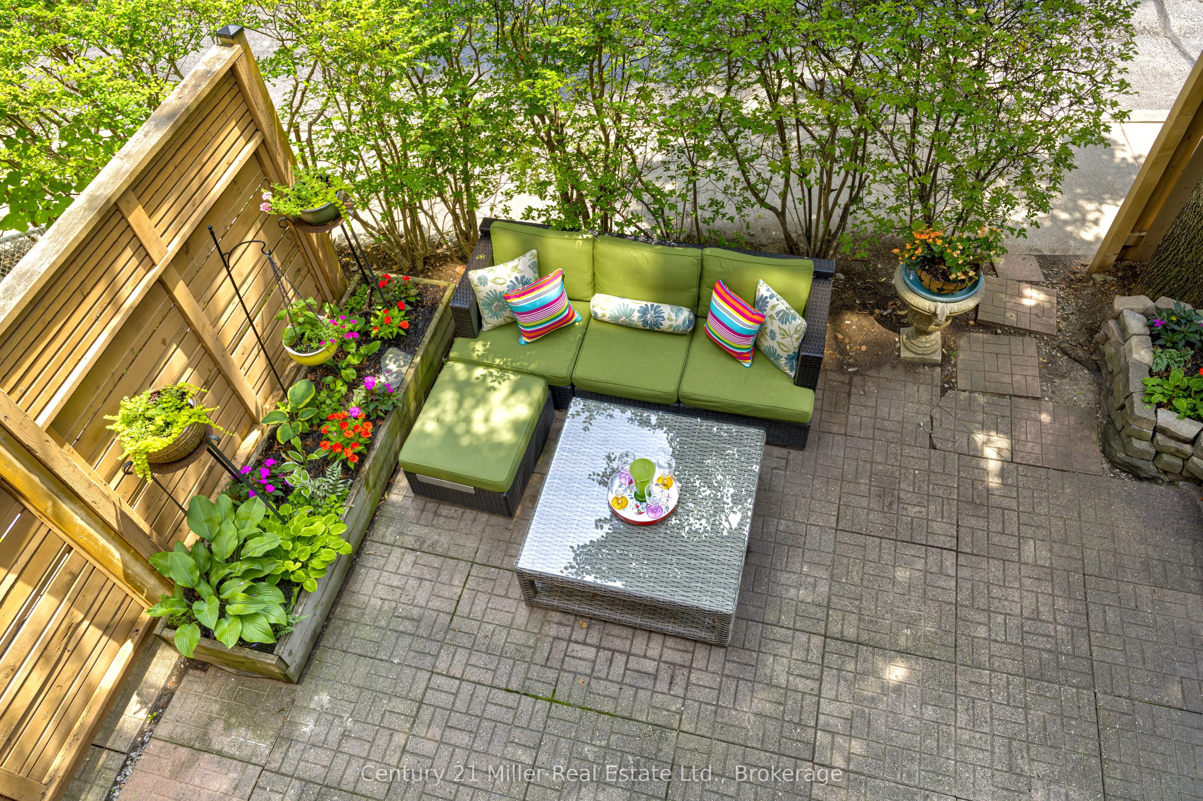1120 Queens Avenue, #17