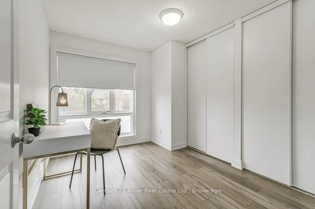 1120 Queens Avenue, #17