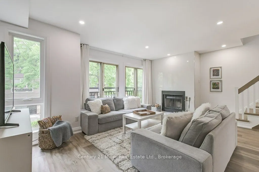 1120 Queens Avenue, #17