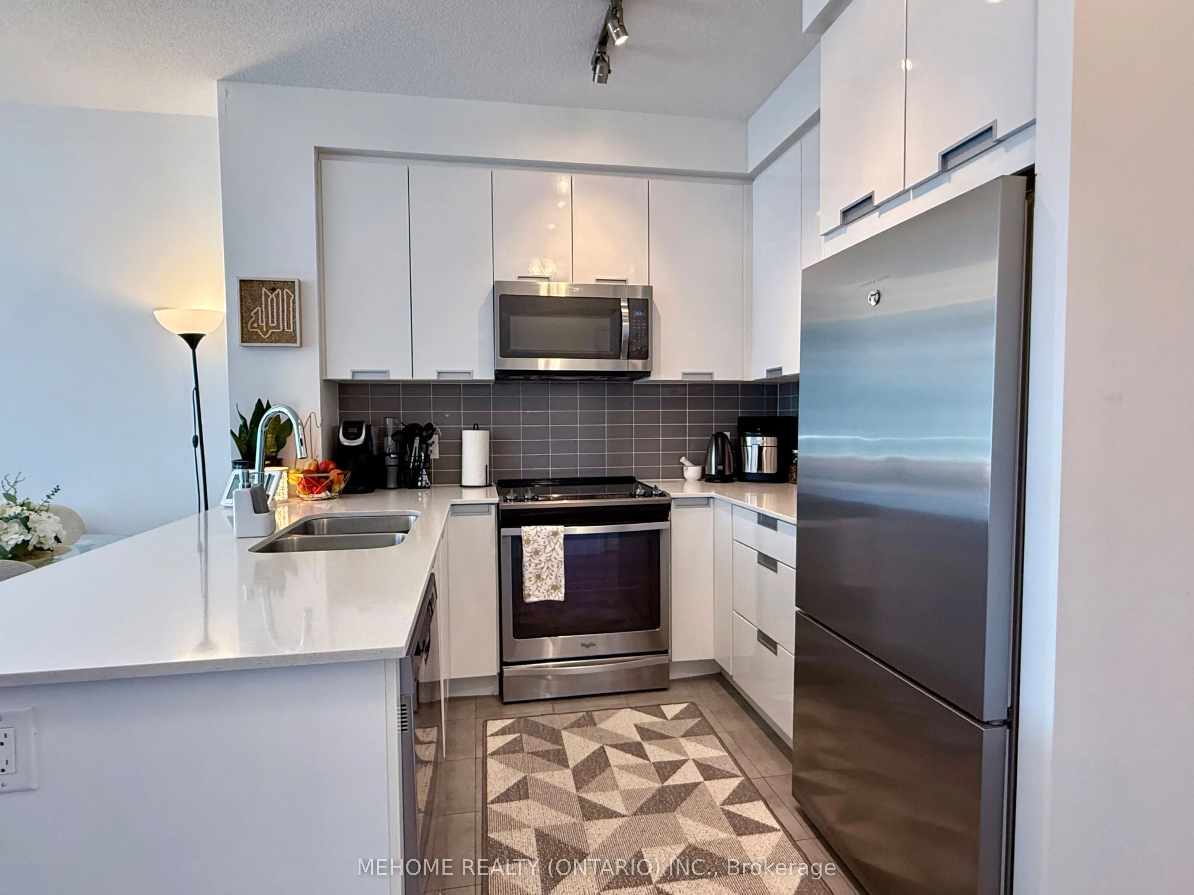 5033 Four Springs Avenue, #720