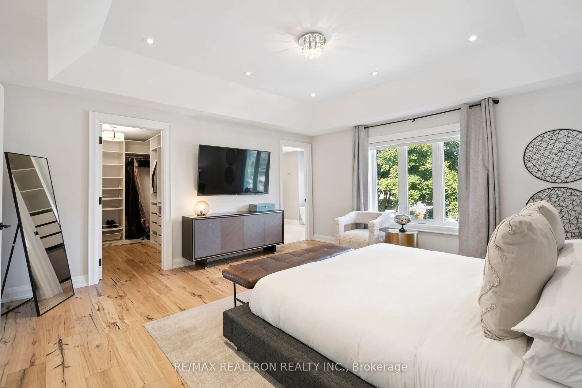 28 Burwood Road