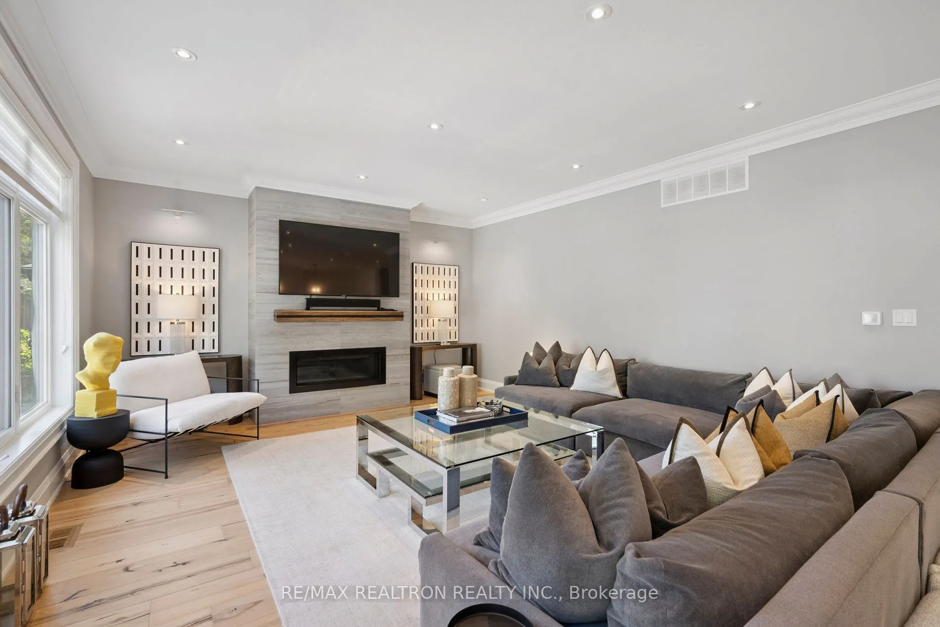 28 Burwood Road