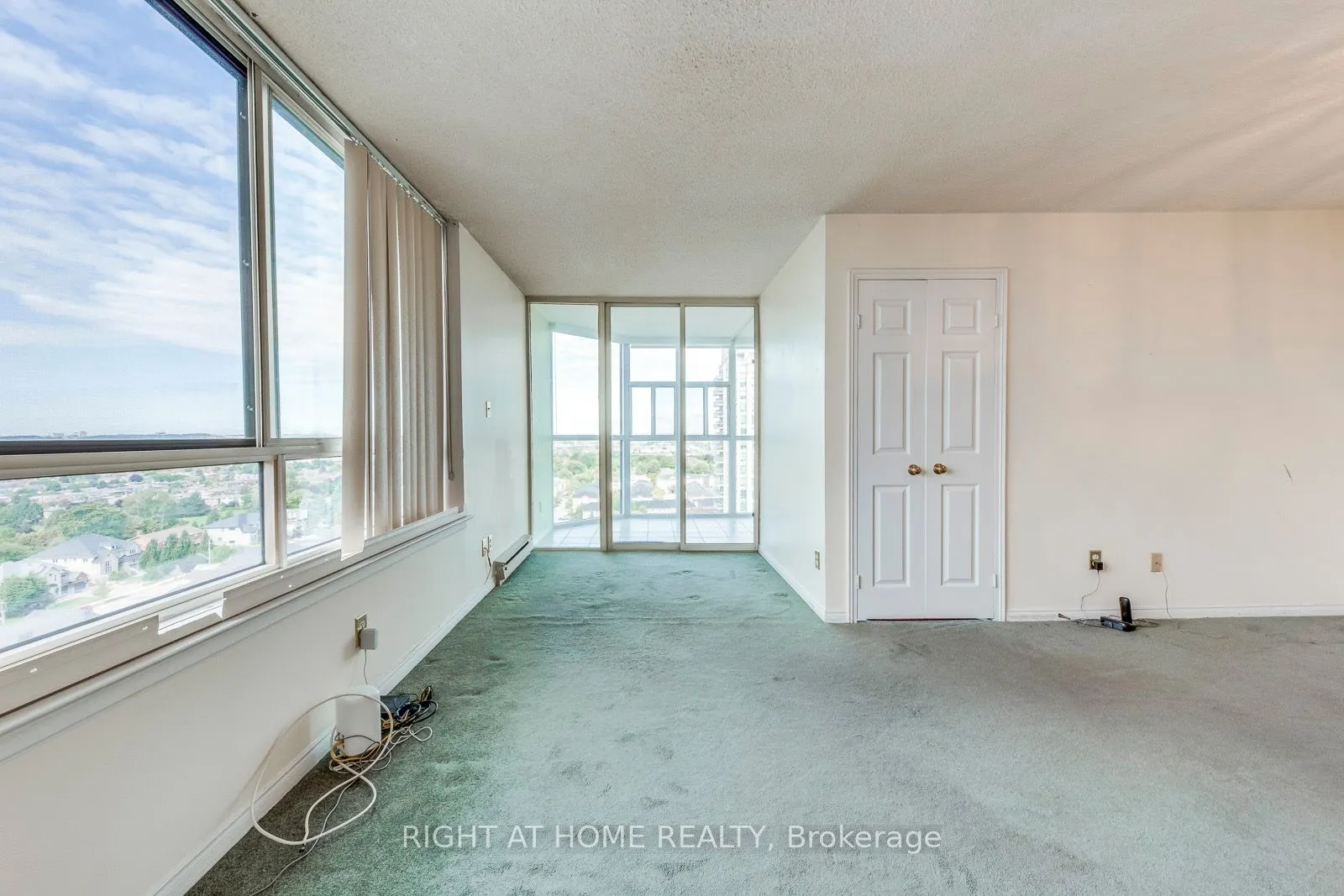 1360 Rathburn Road E, #1603