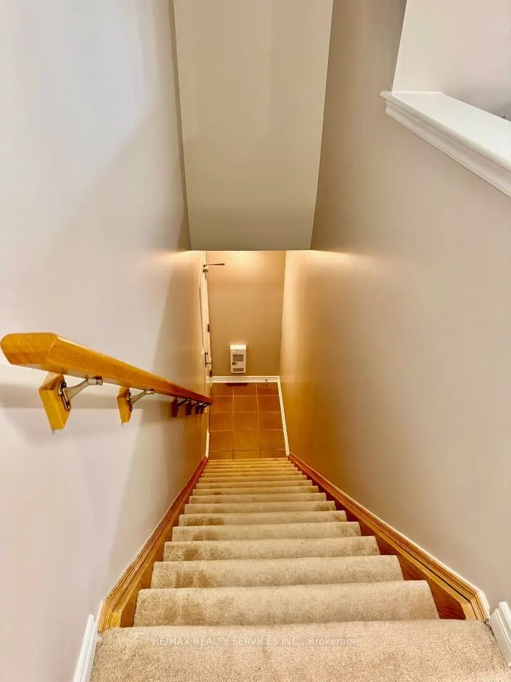 2339 Sawgrass Drive, #25