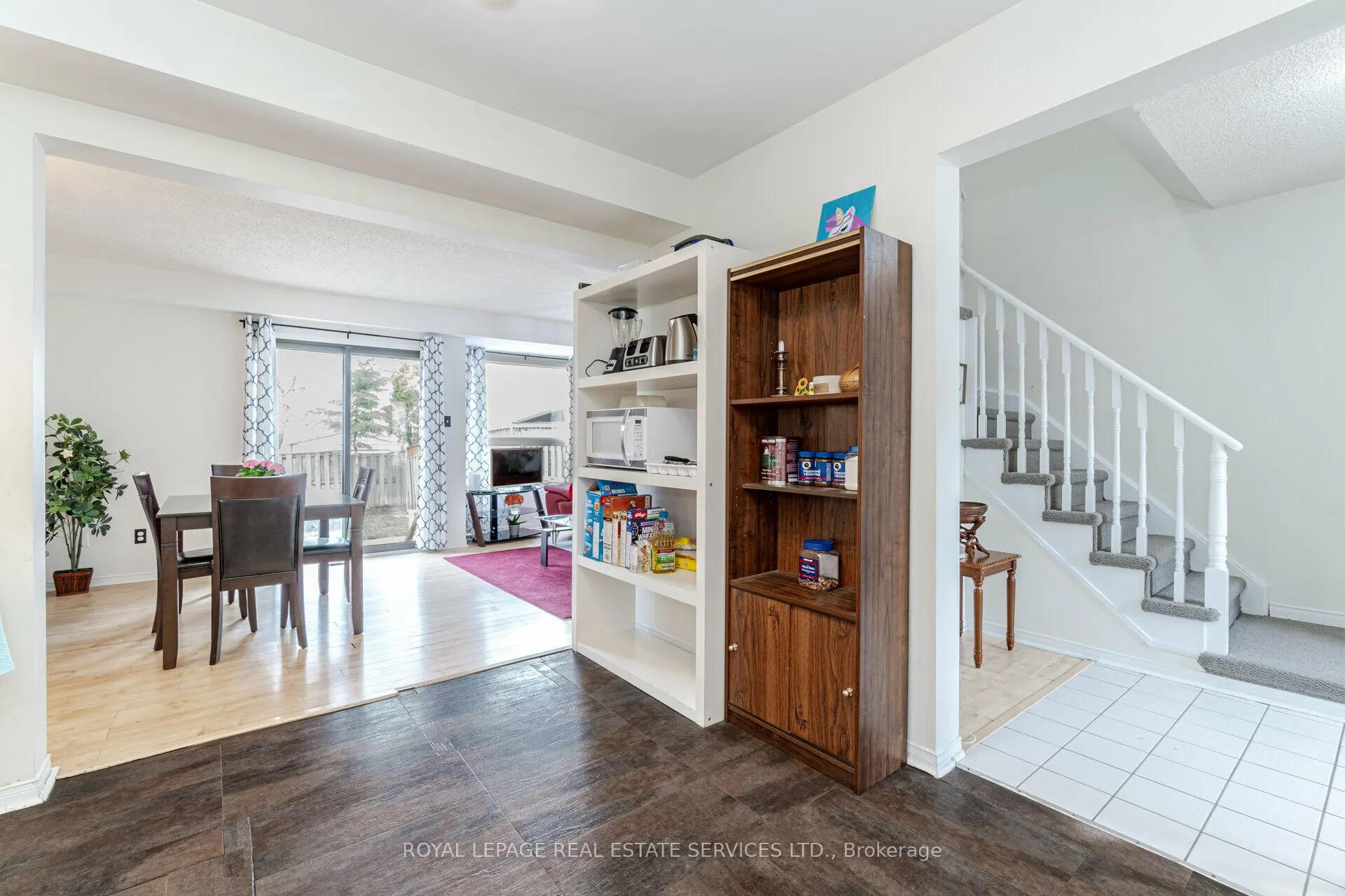 10 Mullis Crescent