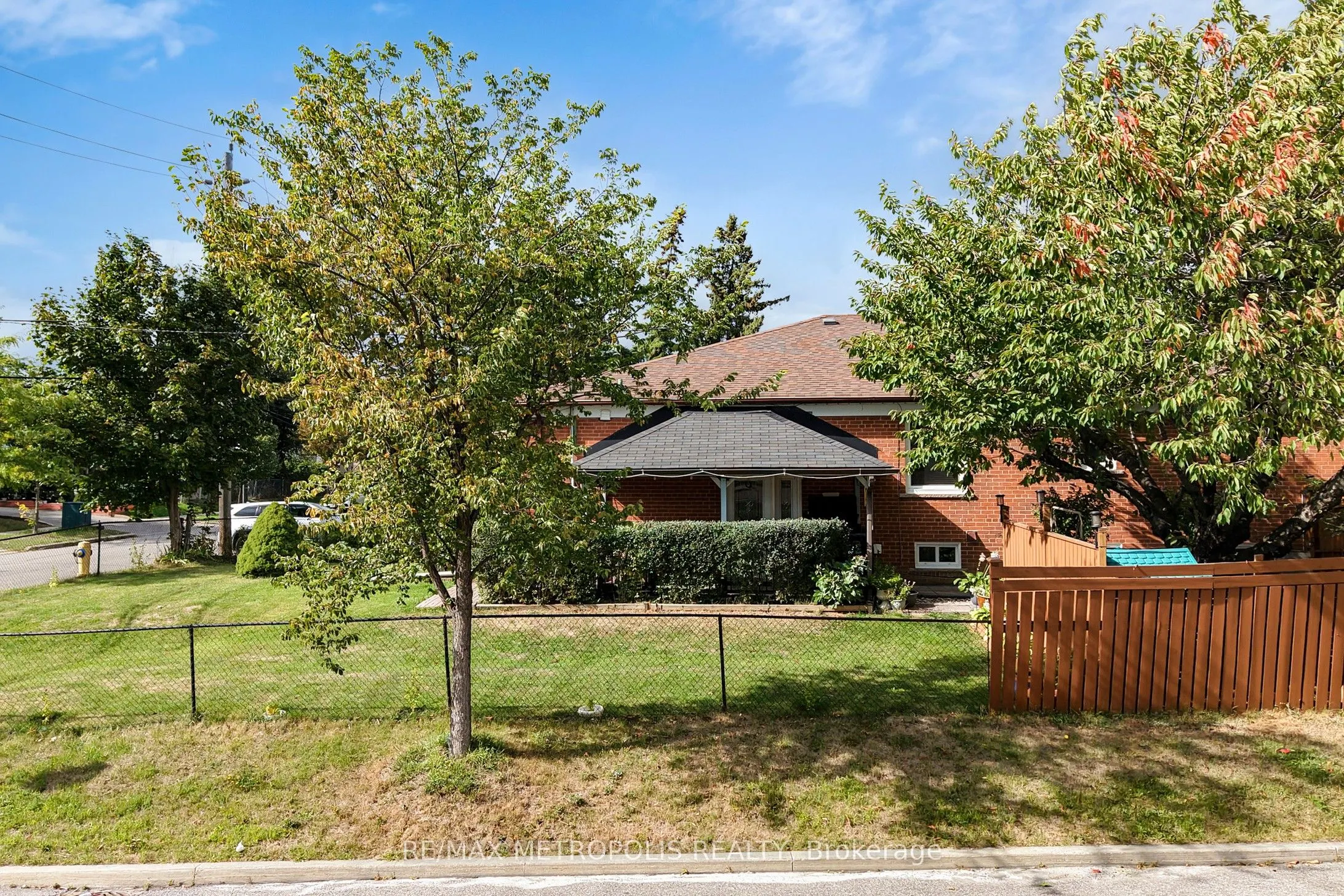 49 Magellan Drive