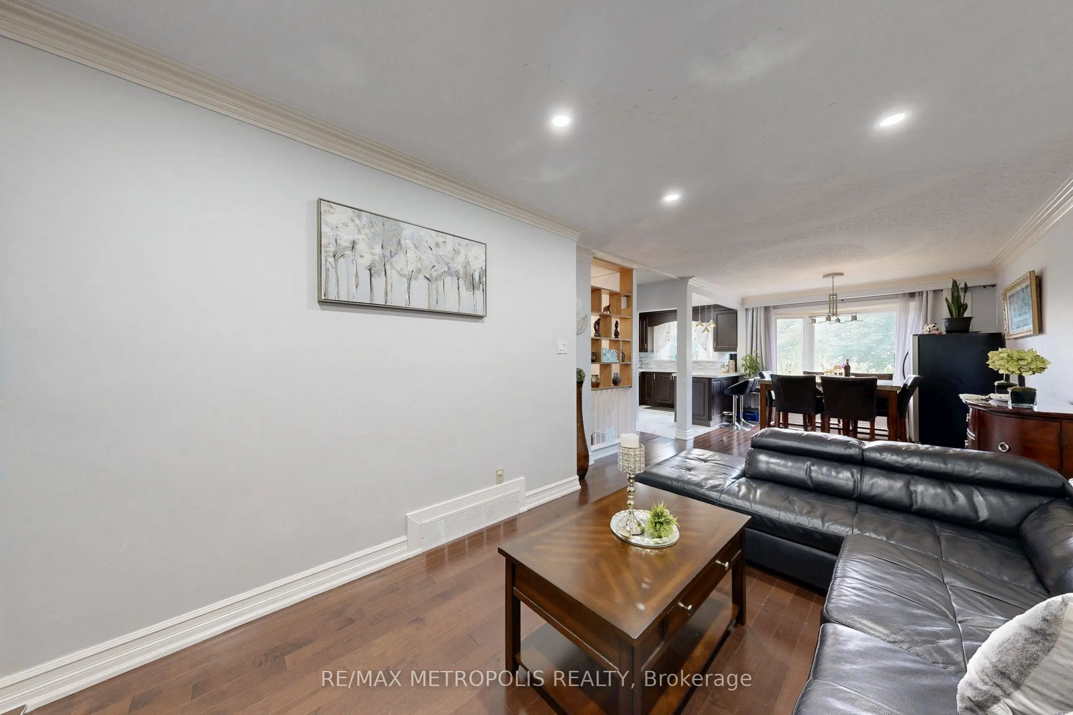 49 Magellan Drive