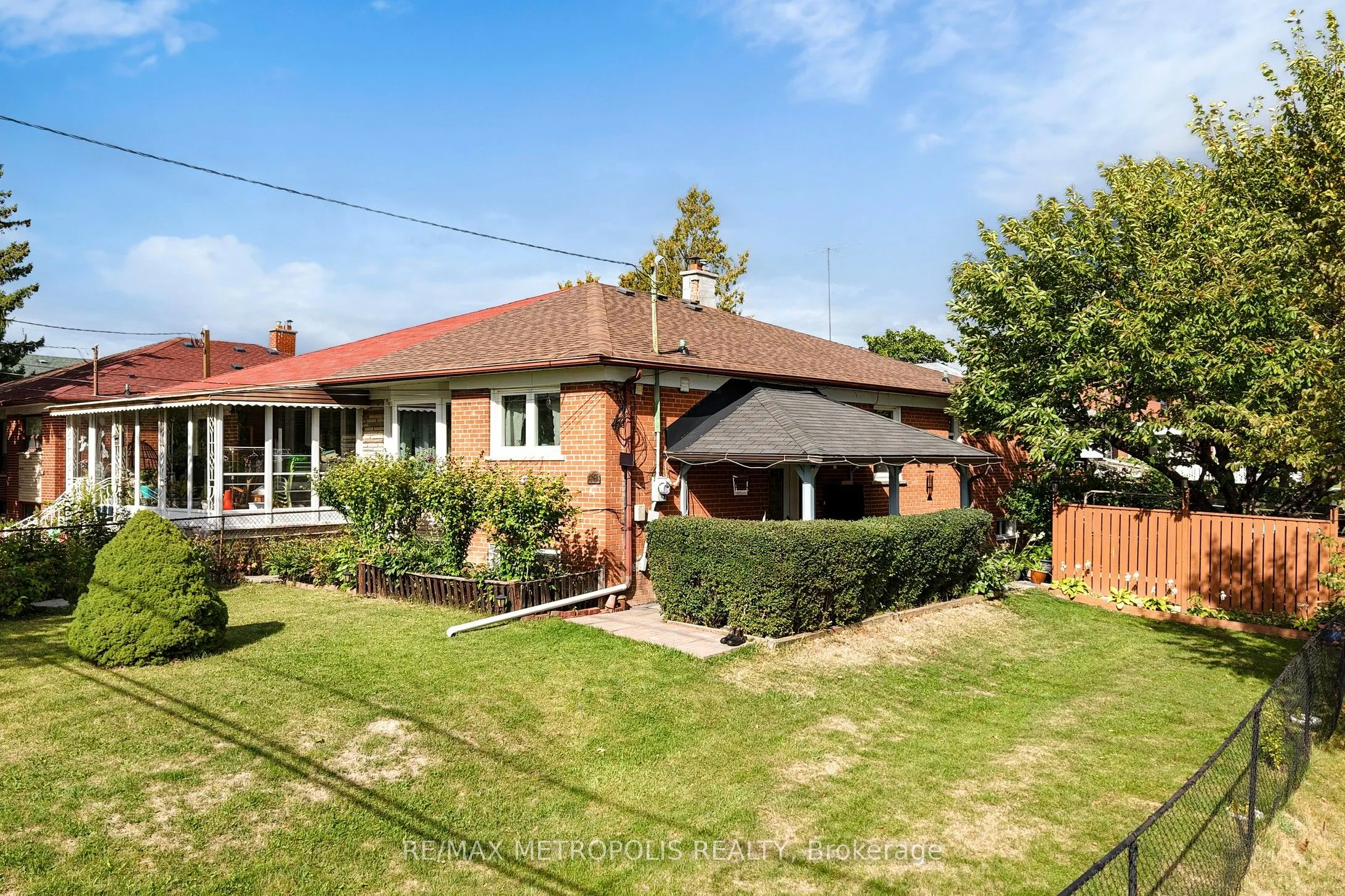 49 Magellan Drive