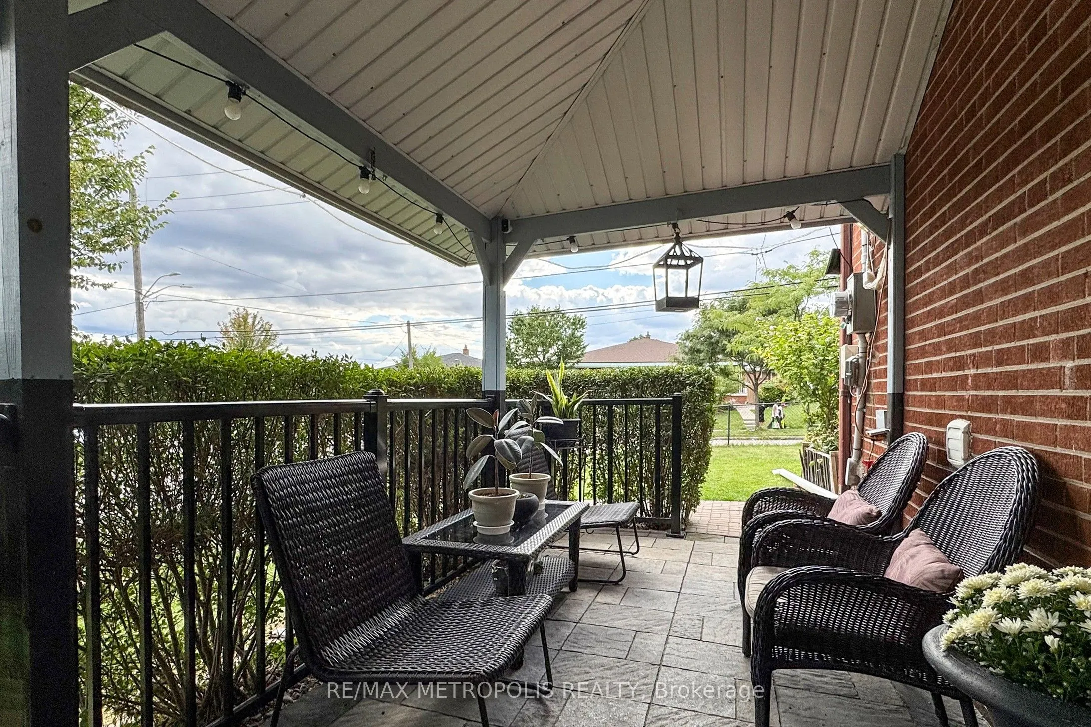 49 Magellan Drive