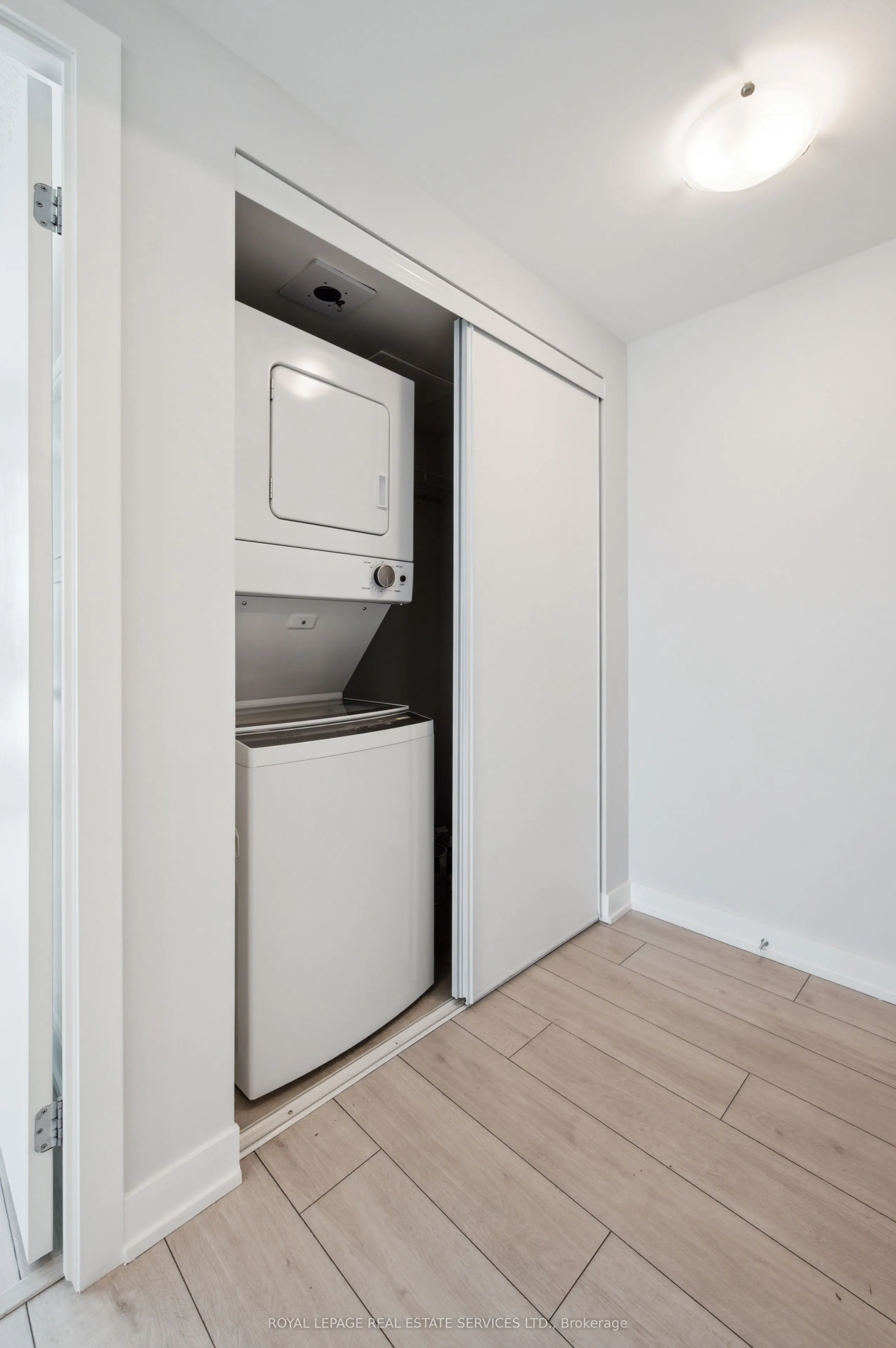 3210 Dakota Common, #A805