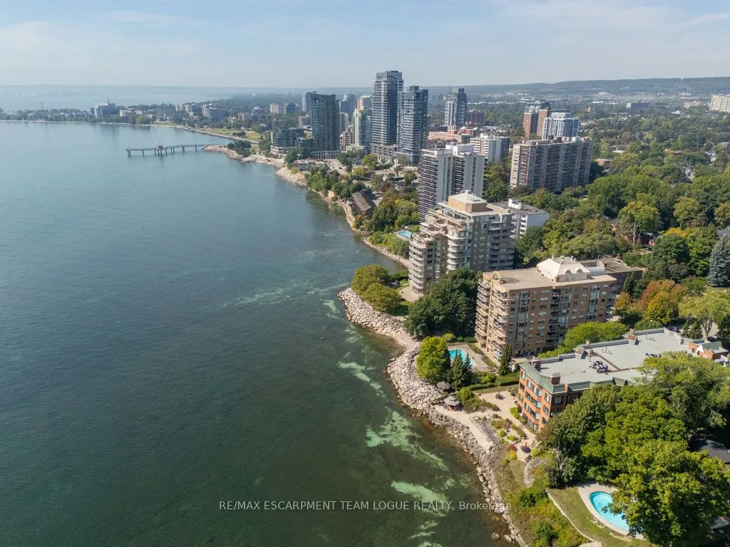 2229 Lakeshore Road