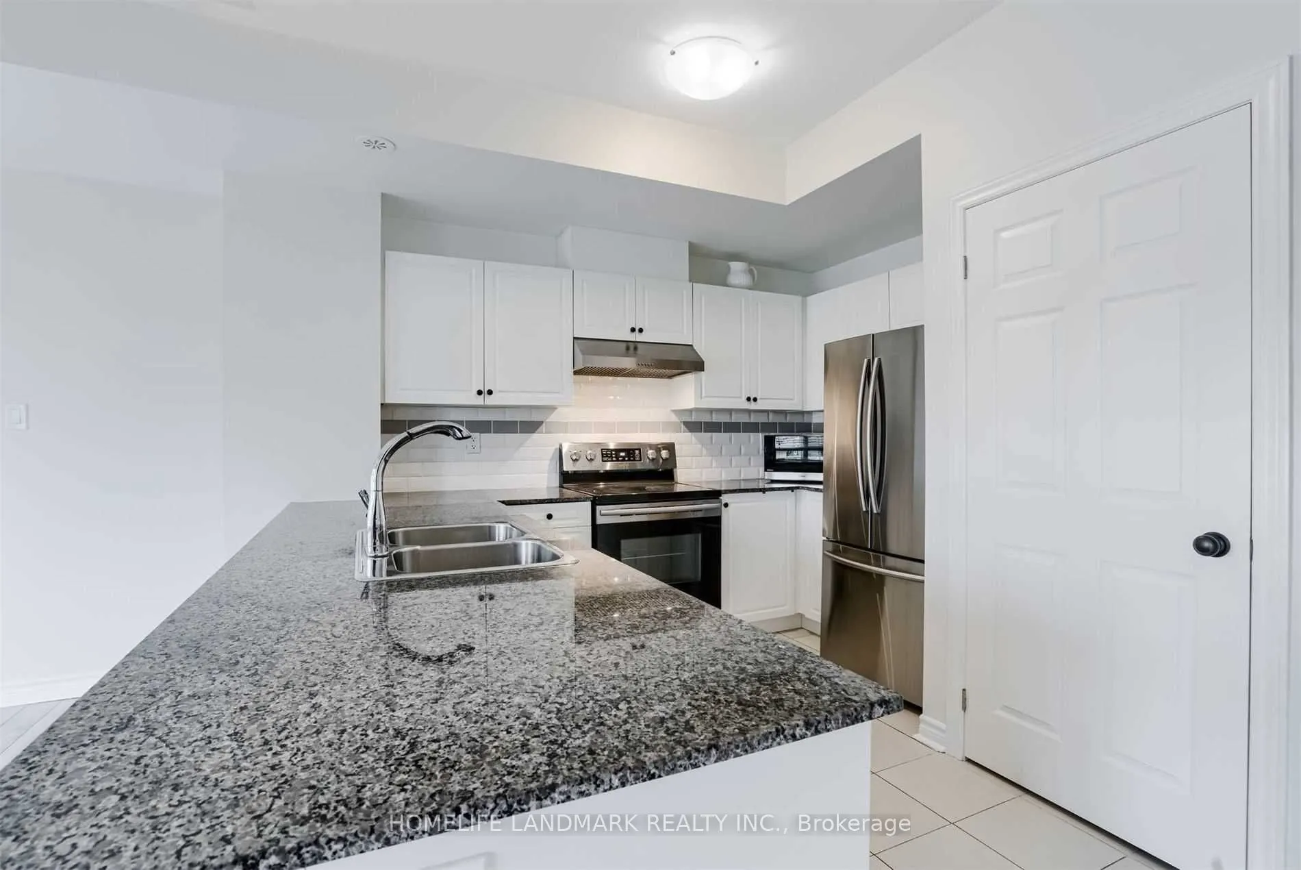 2420 Baronwood Drive, #8-04