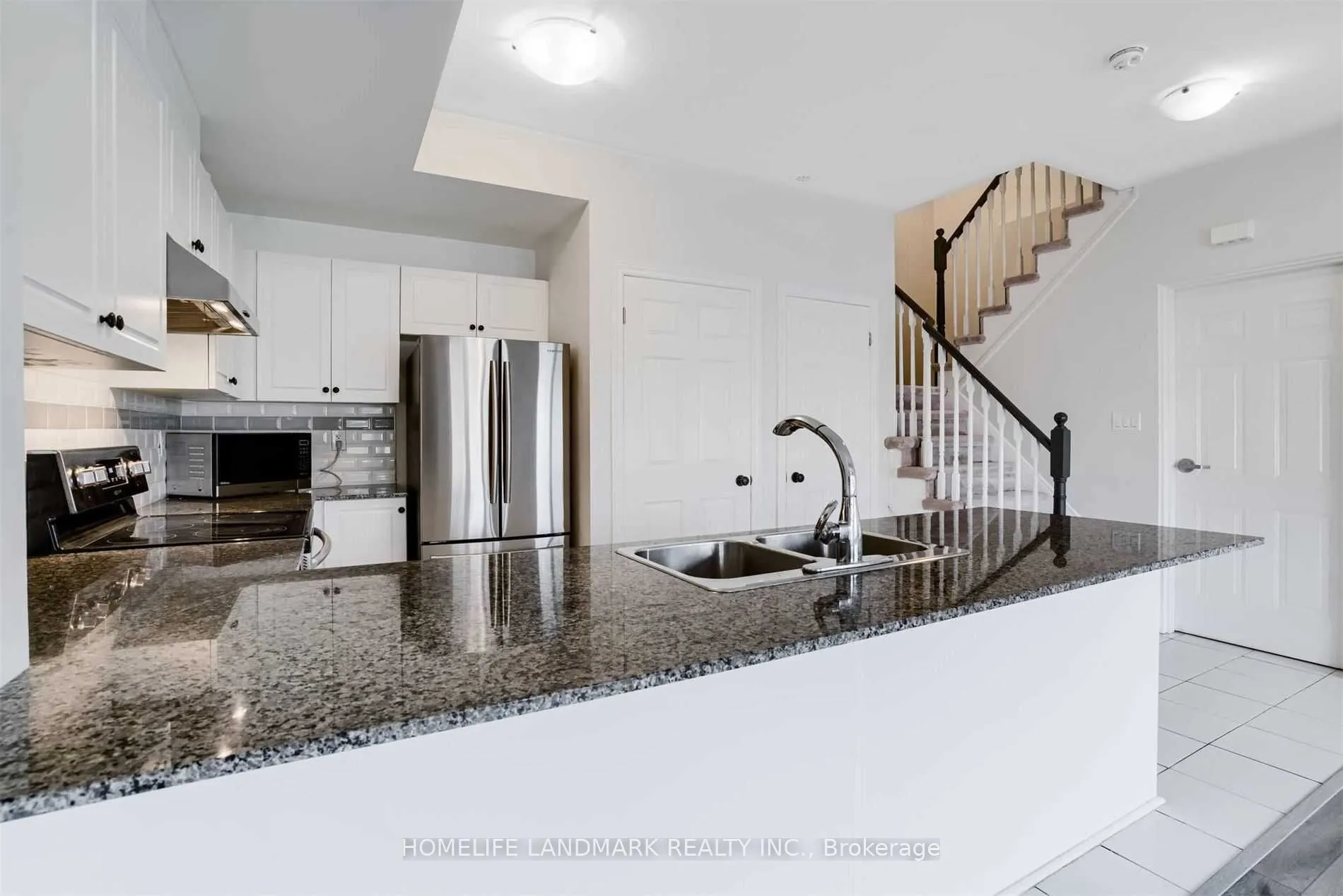 2420 Baronwood Drive, #8-04