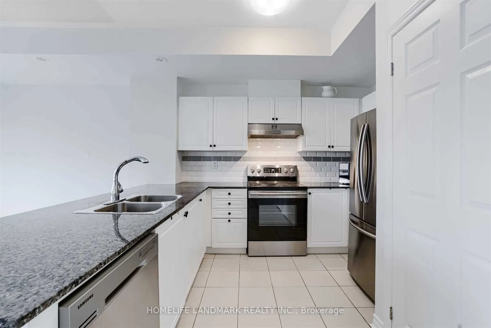 2420 Baronwood Drive, #8-04