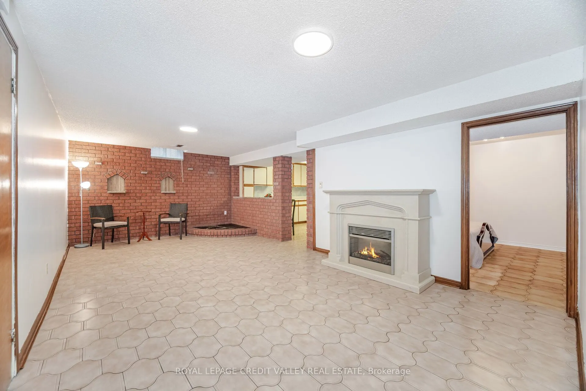 40 Finsbury Drive