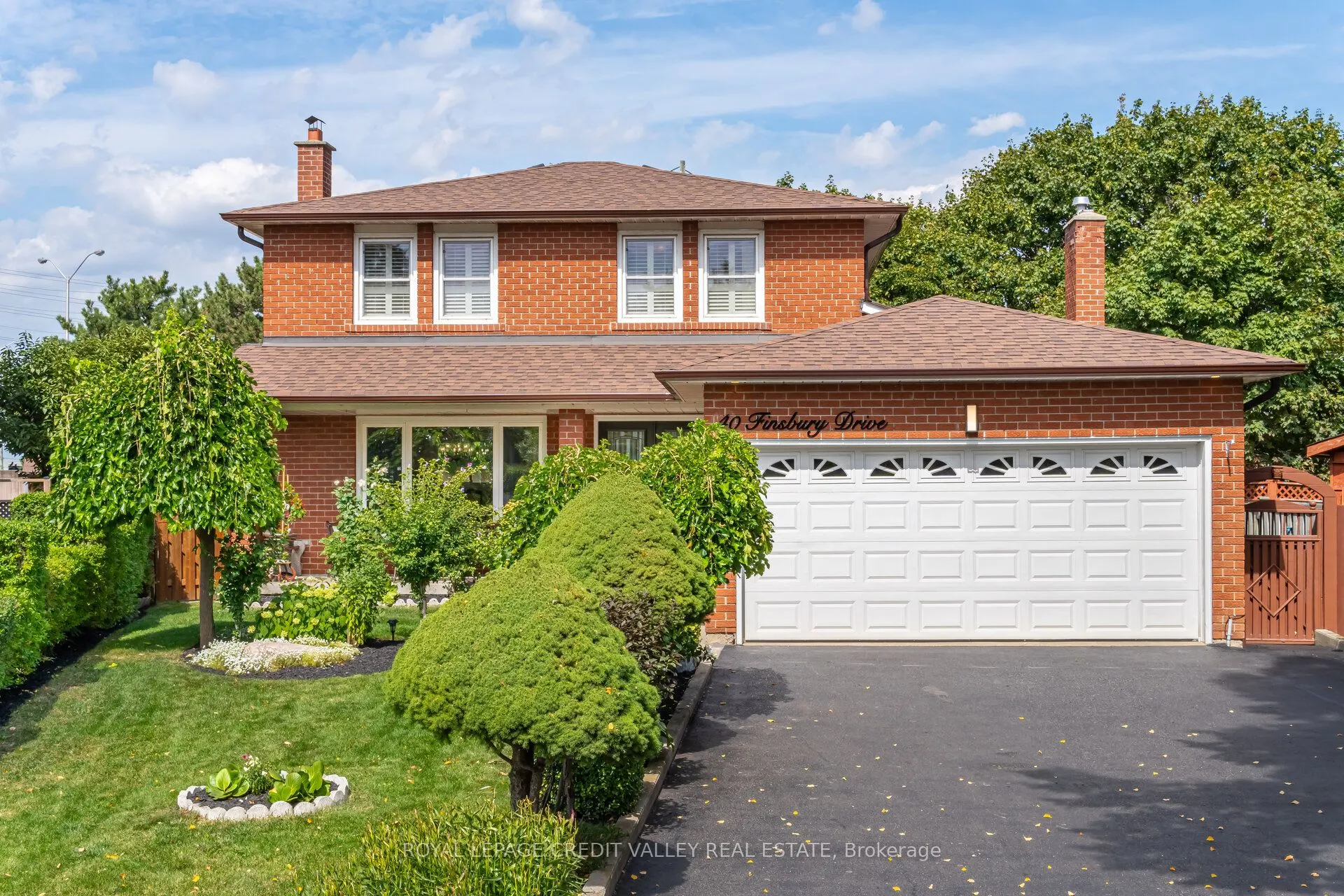 40 Finsbury Drive
